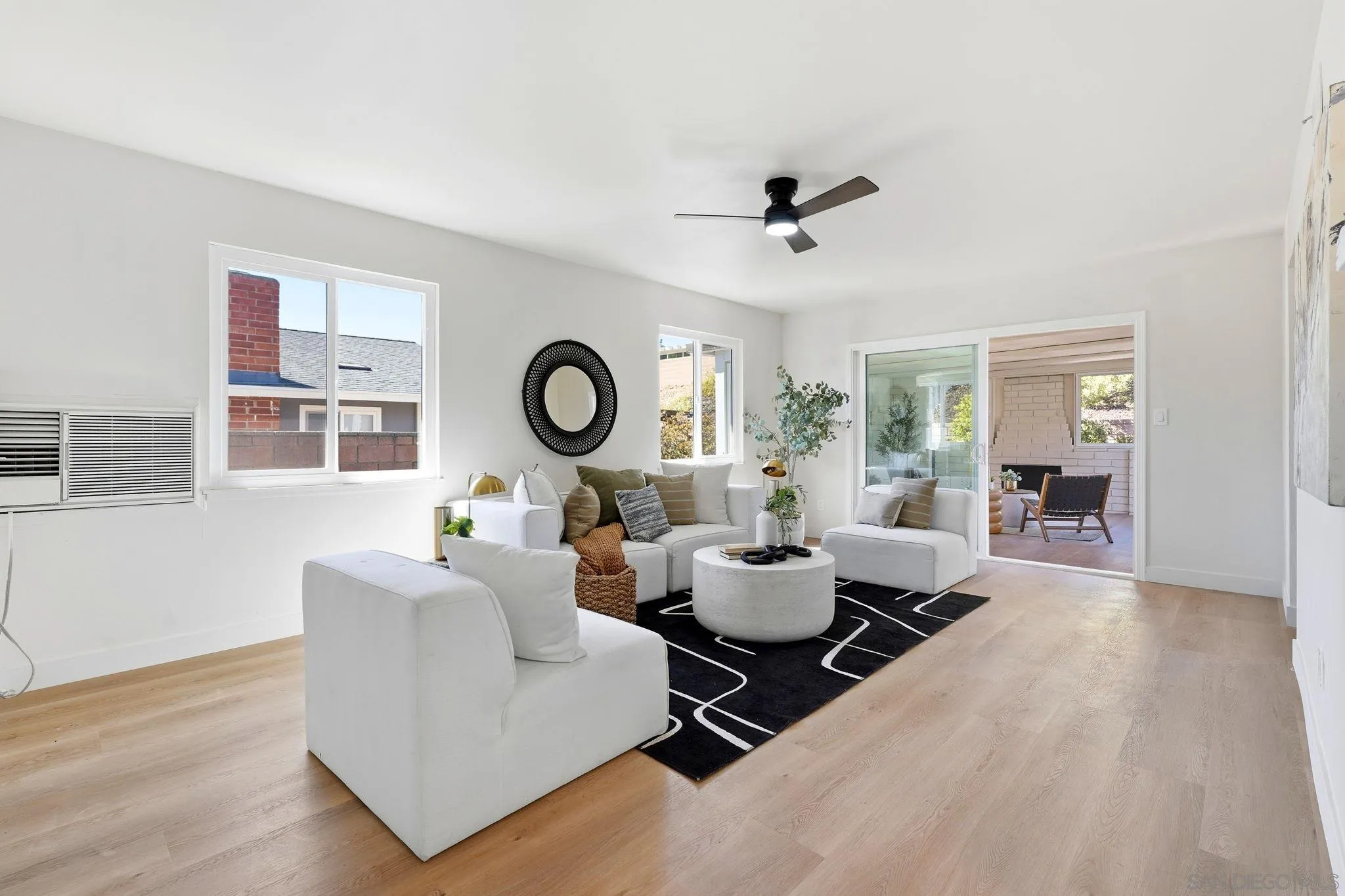 https://cdn.realtyfeed.com/cdn/127/260021722/a3b04a3fce746c0fe3b9d152dc757e90.webp