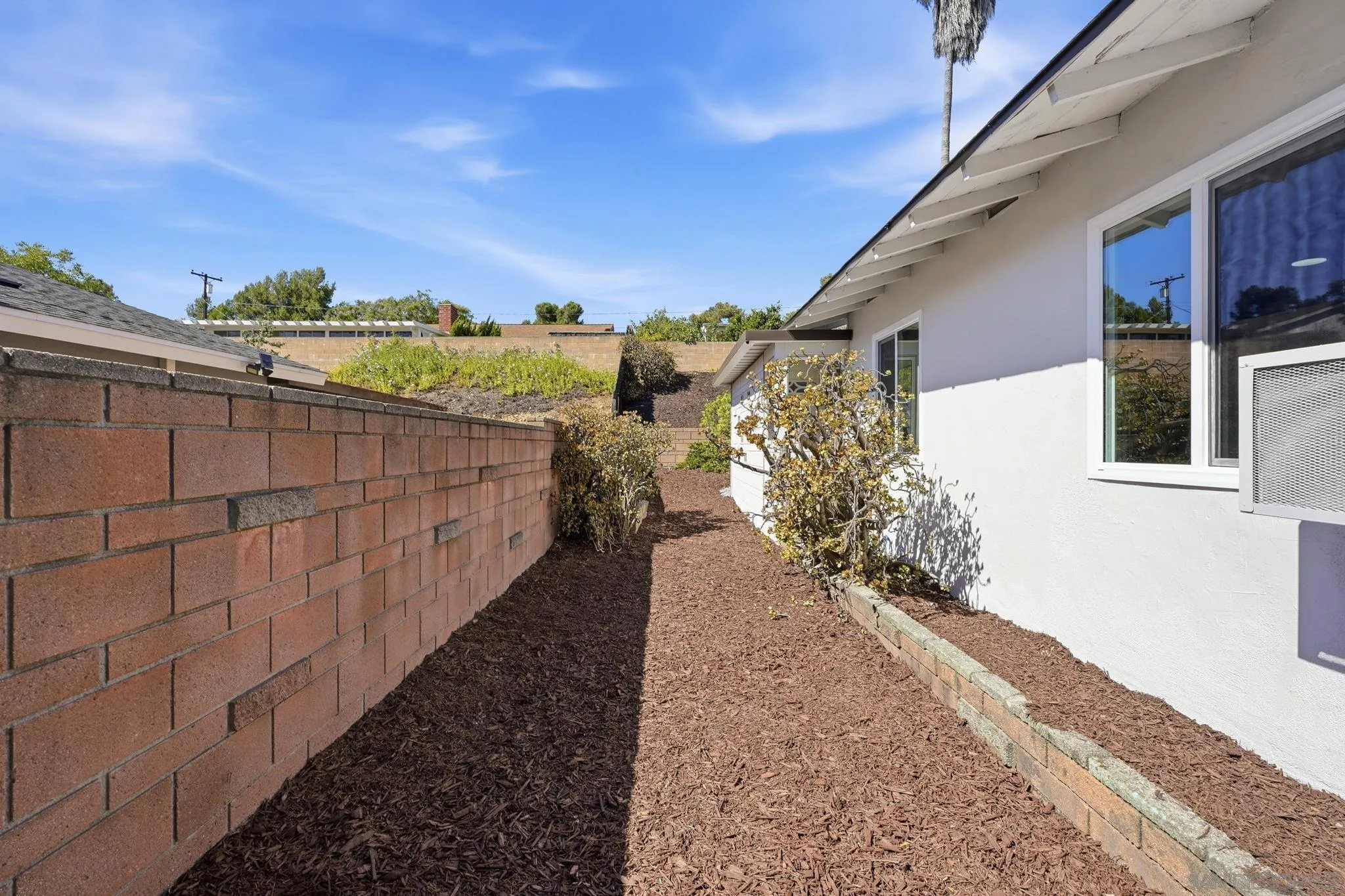 https://cdn.realtyfeed.com/cdn/127/260021722/b0aa3fe43aa14ae1881300c5f3189c29.webp
