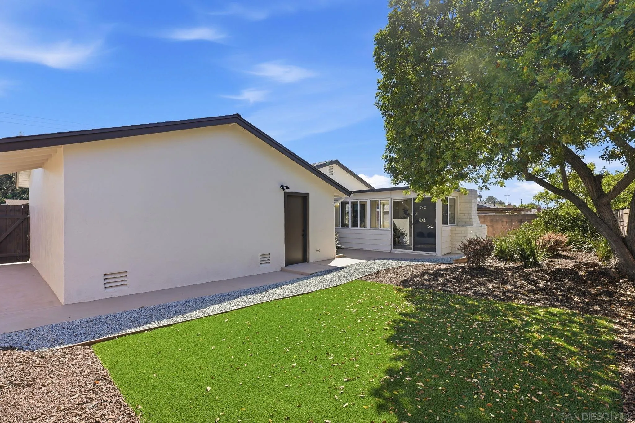 https://cdn.realtyfeed.com/cdn/127/260021722/b4e53face27fb860c9091ee2c2fdc777.webp