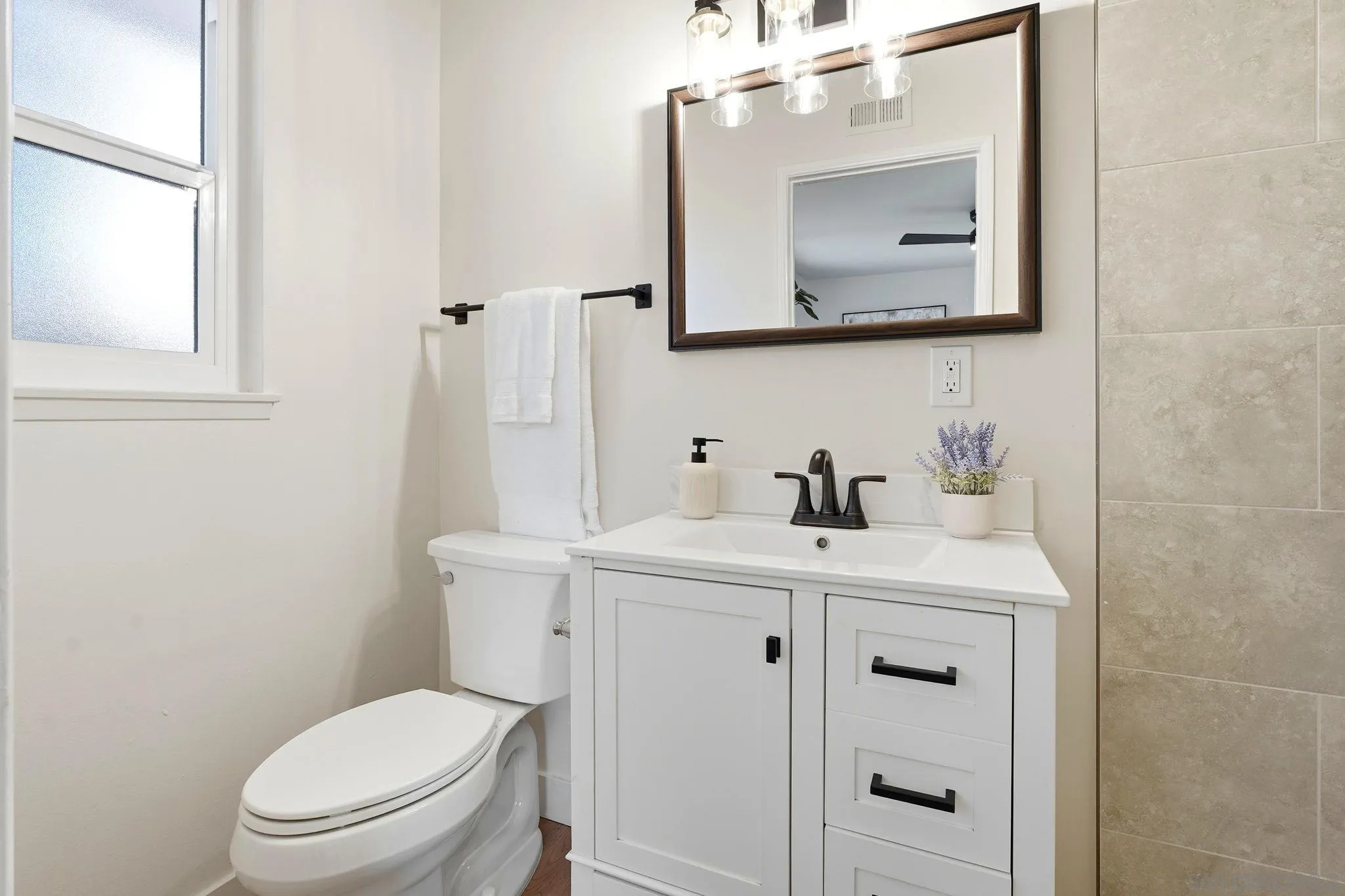 https://cdn.realtyfeed.com/cdn/127/260021722/cc8ea0f1e46dea93e4e0d0fca8378c89.webp