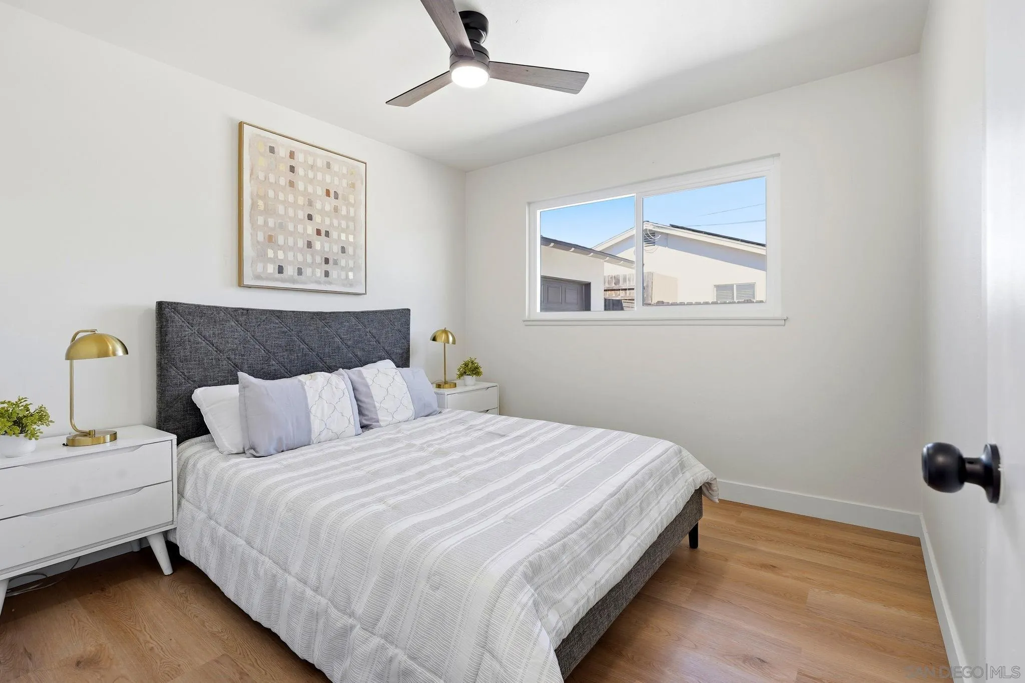 https://cdn.realtyfeed.com/cdn/127/260021722/e7d7be805e6ab5422920ab6e06b5c5c4.webp