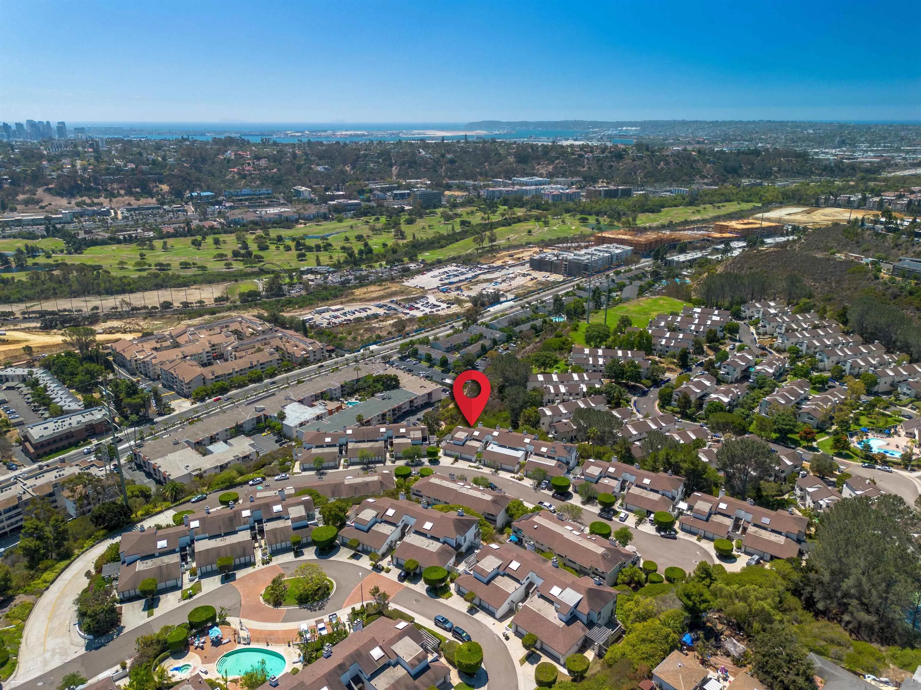 https://cdn.realtyfeed.com/cdn/127/260021724/0f7970c53614ffe580d5a56052b98839.webp