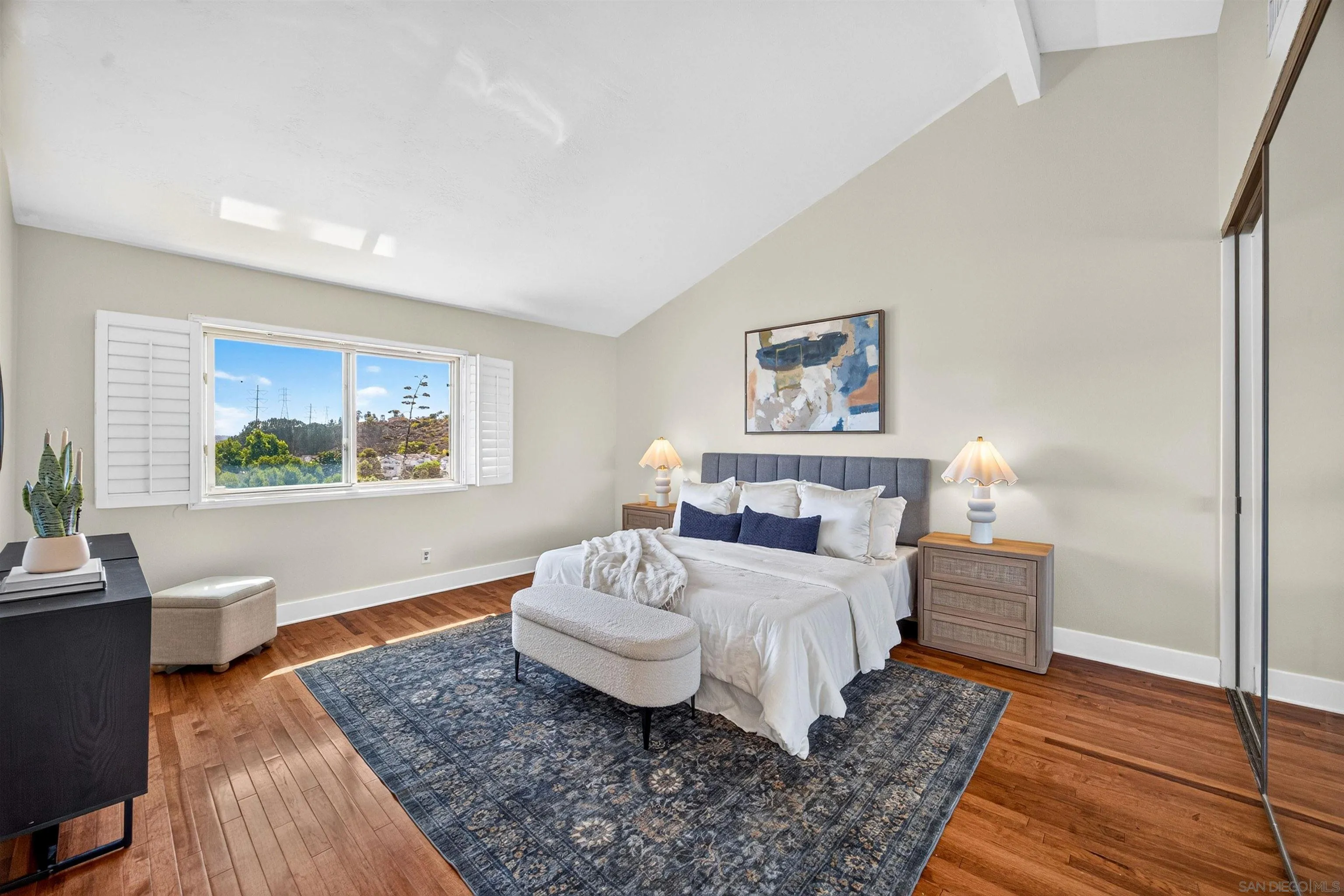 https://cdn.realtyfeed.com/cdn/127/260021724/900d9ed5c03ea1f84c4470114b4092bc.webp