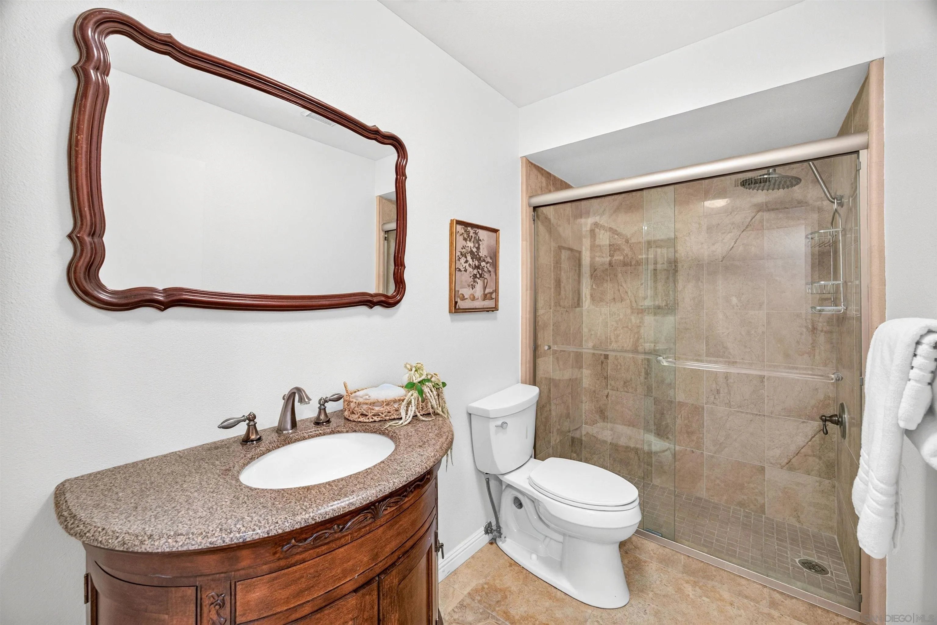 https://cdn.realtyfeed.com/cdn/127/260021724/98a6ebbd45e6305dab9a1374147fa6ab.webp