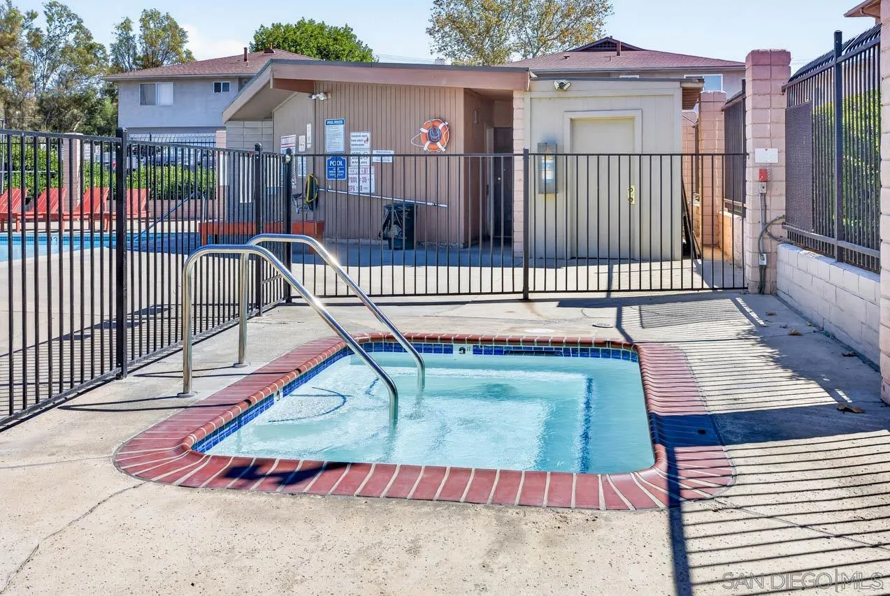 https://cdn.realtyfeed.com/cdn/127/260021728/cb3699ec96c600fad1ae719b51629969.webp