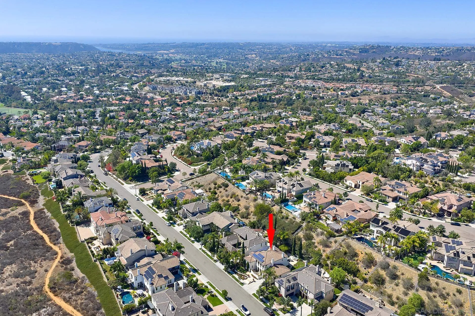 https://cdn.realtyfeed.com/cdn/127/260021729/04ae324791a3c3572dc0b883f04272d3.webp