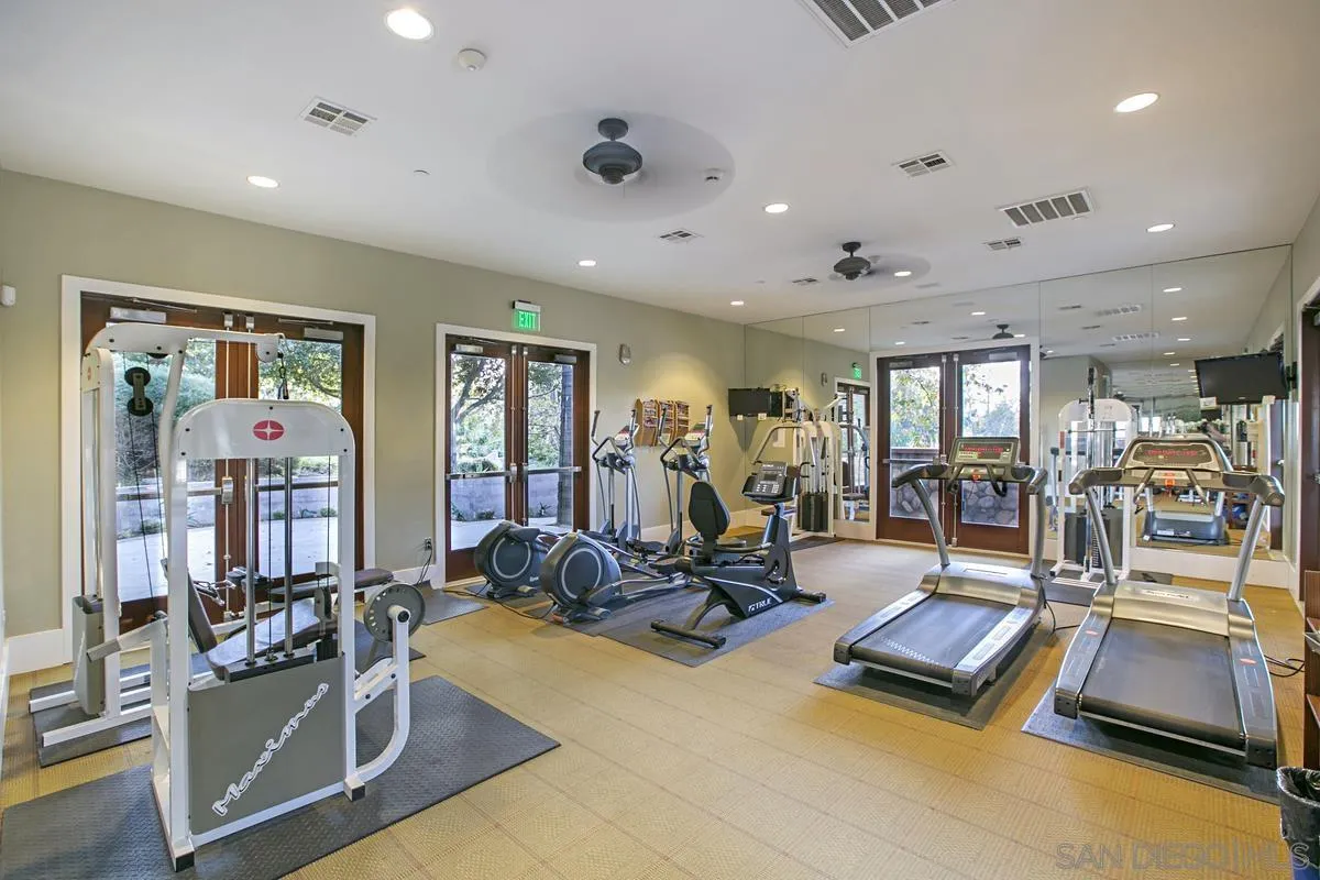 https://cdn.realtyfeed.com/cdn/127/260021729/640323677992c369f8e32f57b610700a.webp