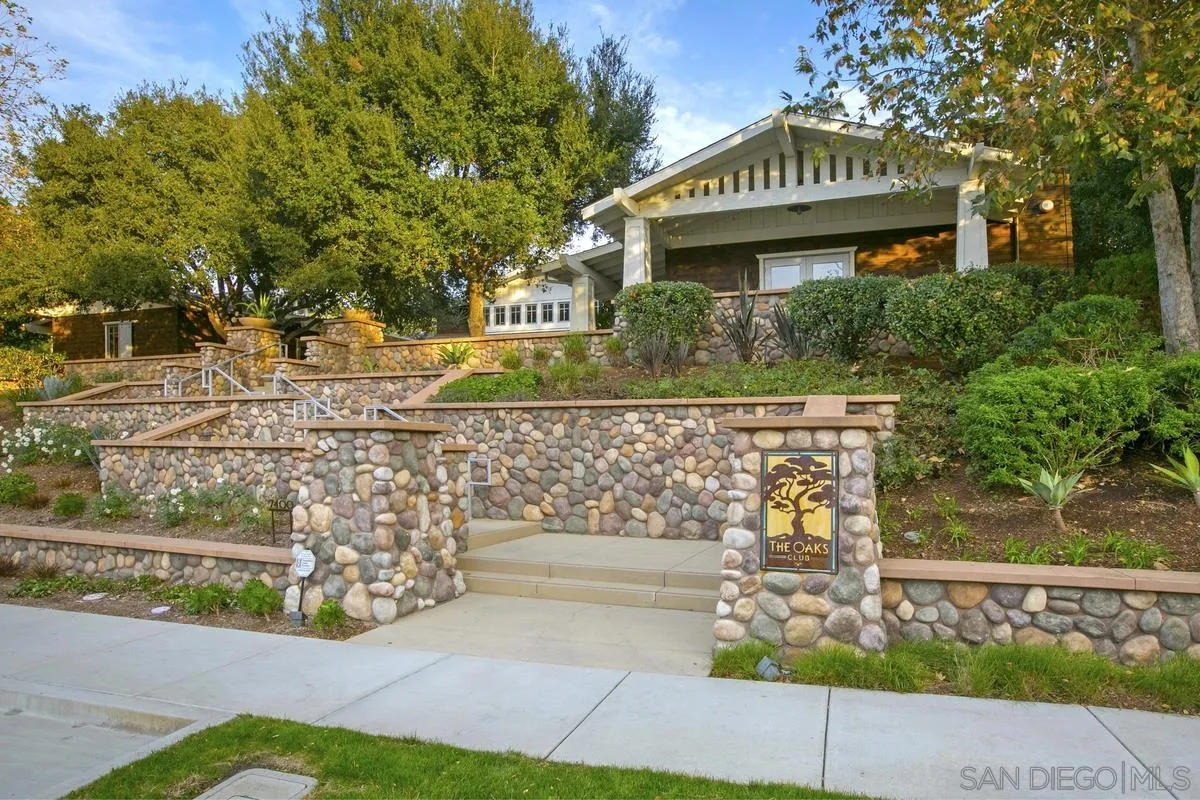 https://cdn.realtyfeed.com/cdn/127/260021729/dff471cce2931bfdb2fe608620966261.webp