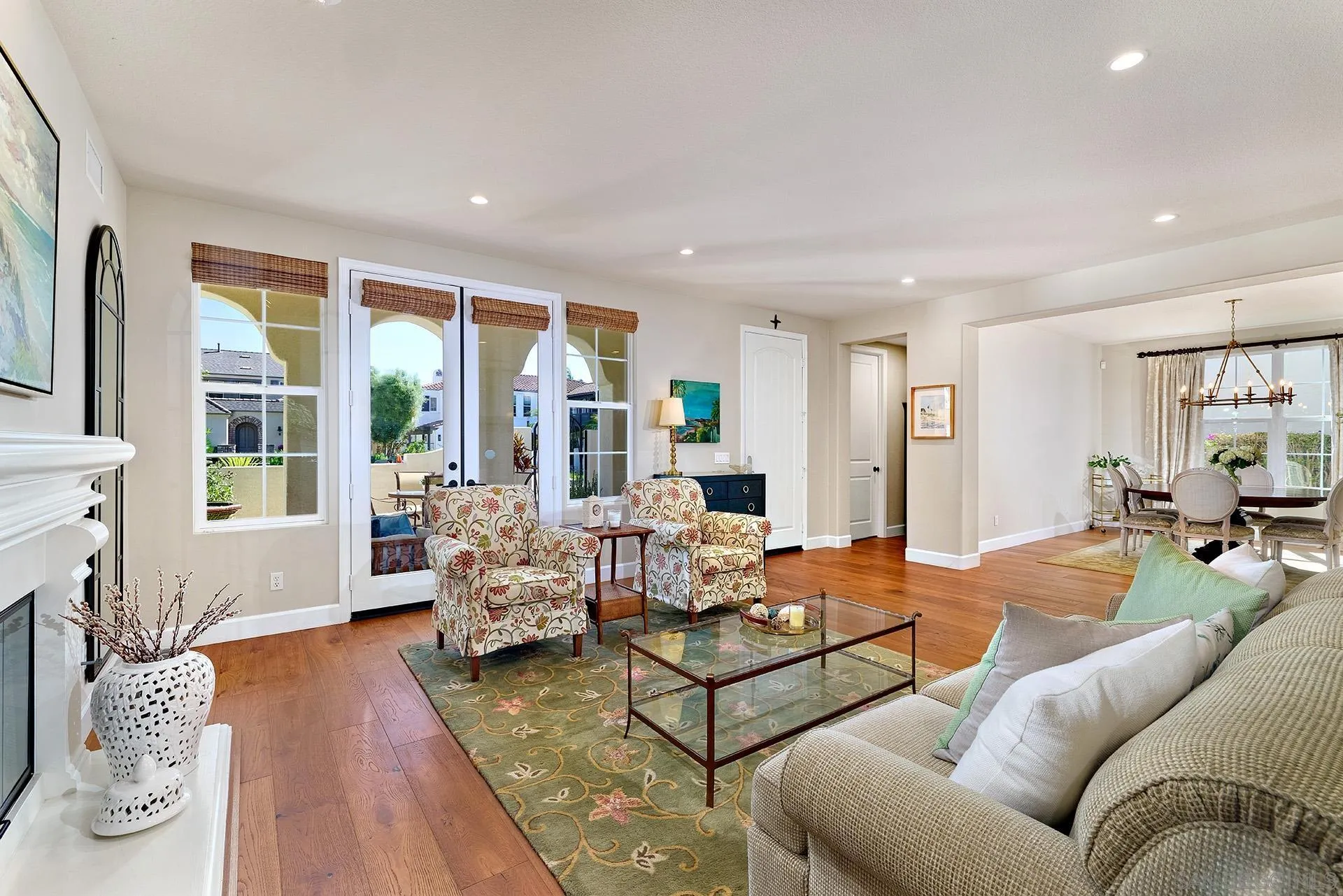 https://cdn.realtyfeed.com/cdn/127/260021729/e354795d03e11fa8469ef3c37cd201a5.webp