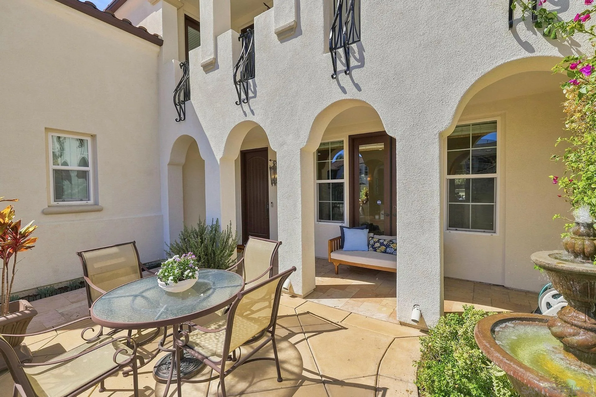 https://cdn.realtyfeed.com/cdn/127/260021729/f184e5c75101e534e9d302a155018639.webp