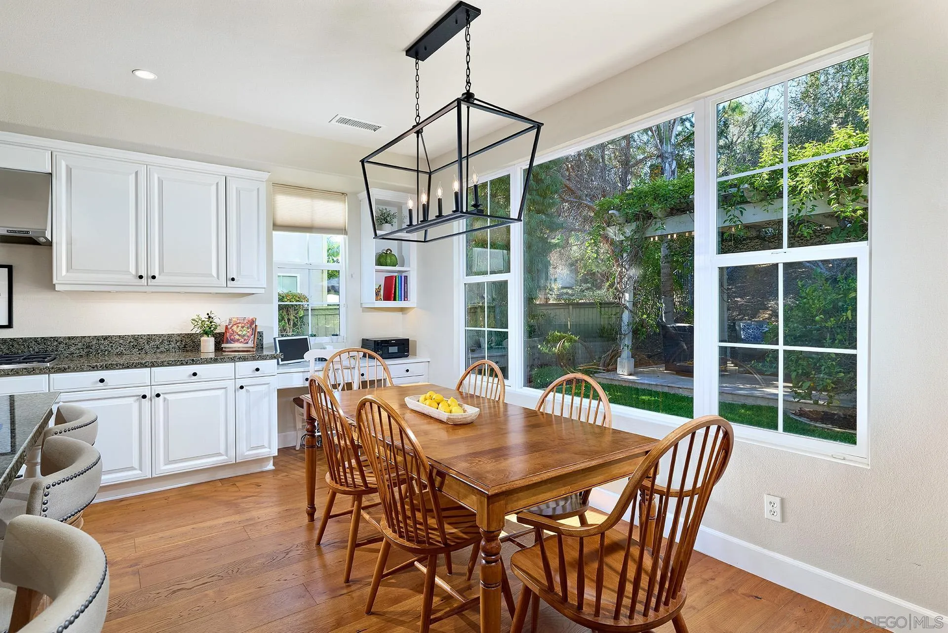 https://cdn.realtyfeed.com/cdn/127/260021729/fbc904e9ba52a1ca52b515ec35be42b0.webp