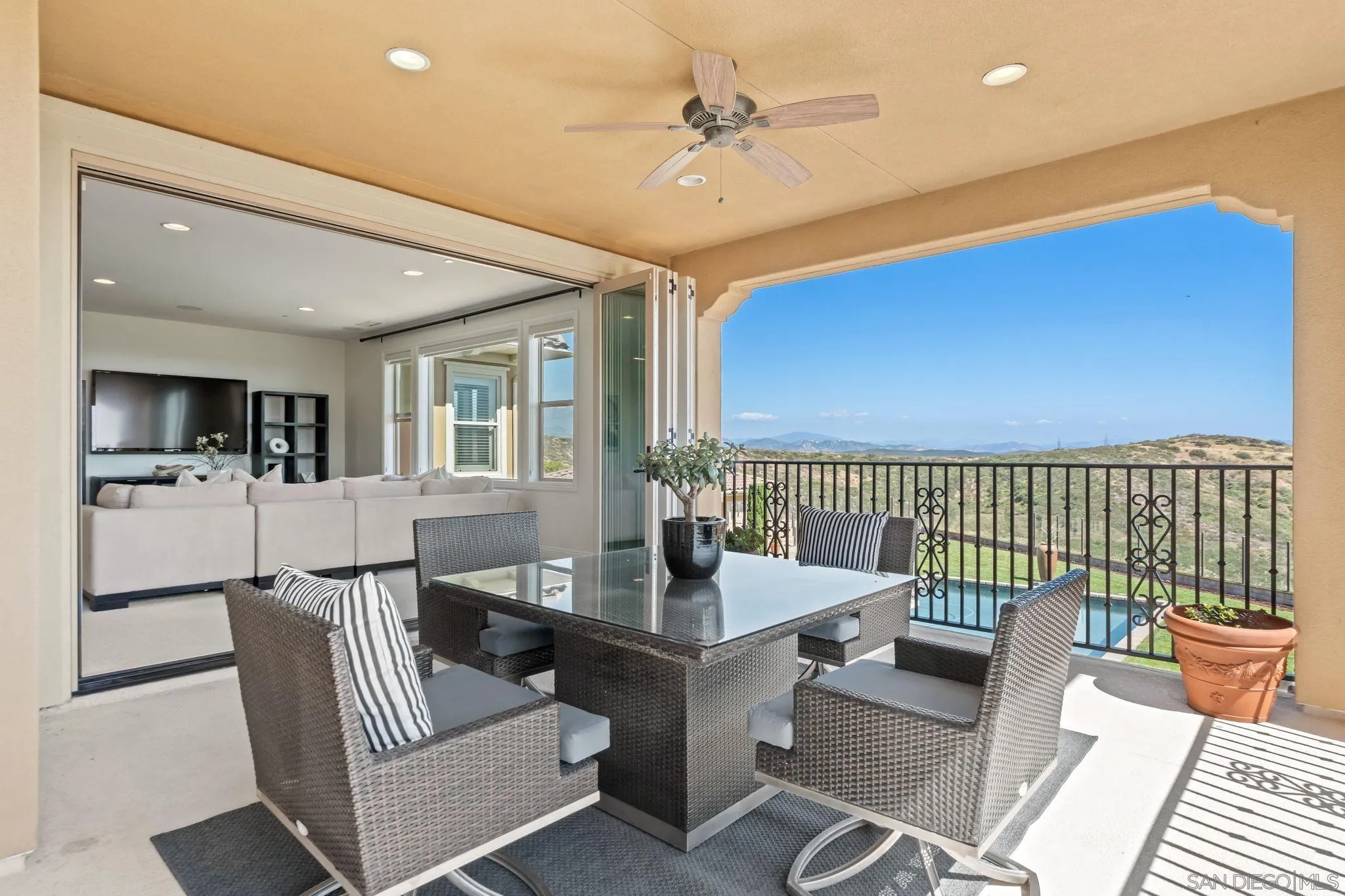 https://cdn.realtyfeed.com/cdn/127/260021734/9351f95d746f0a47275f7696fa3cb1b5.webp