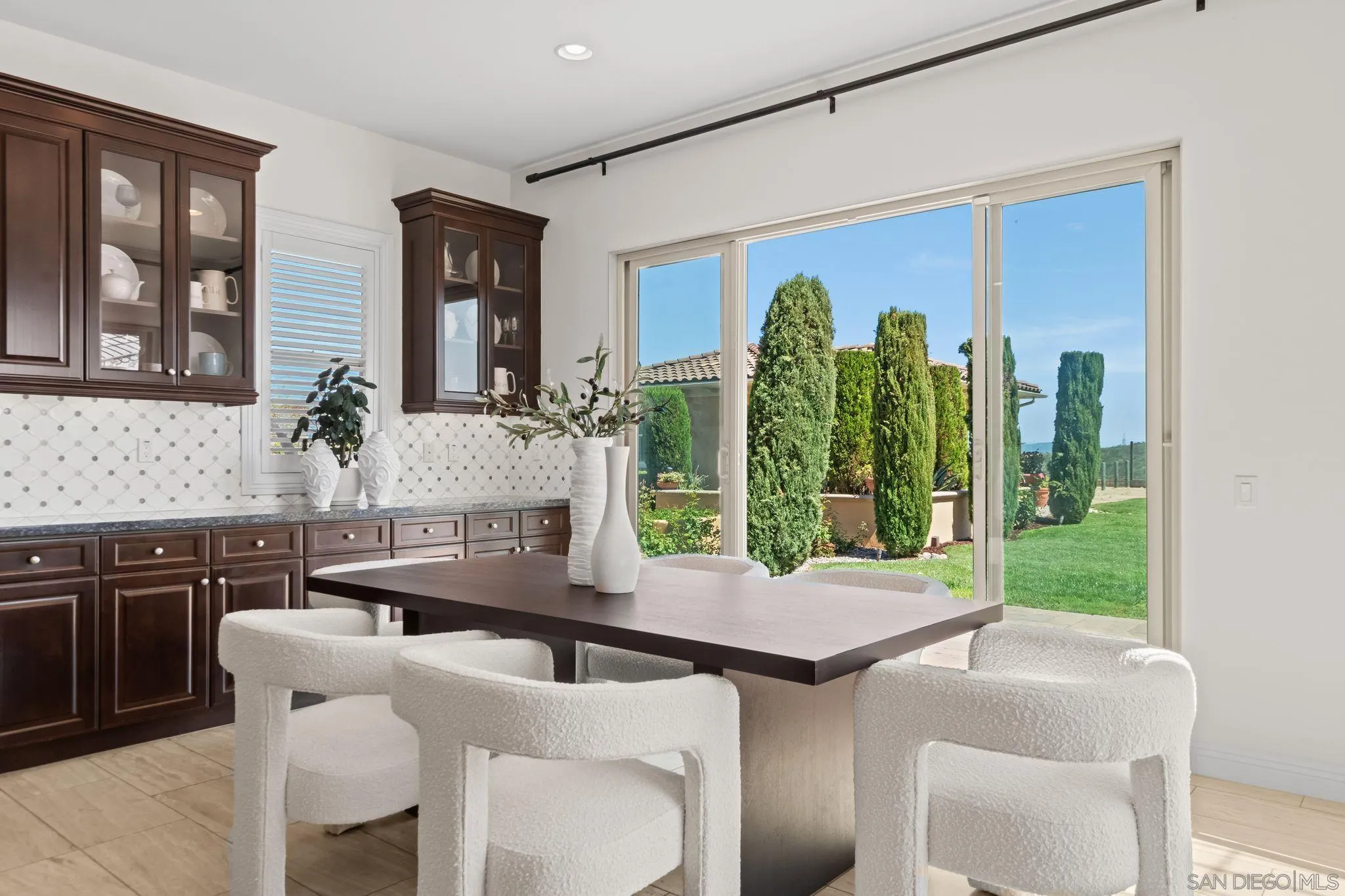 https://cdn.realtyfeed.com/cdn/127/260021734/bae65733bd3ab5d0fc012fa851f7097d.webp