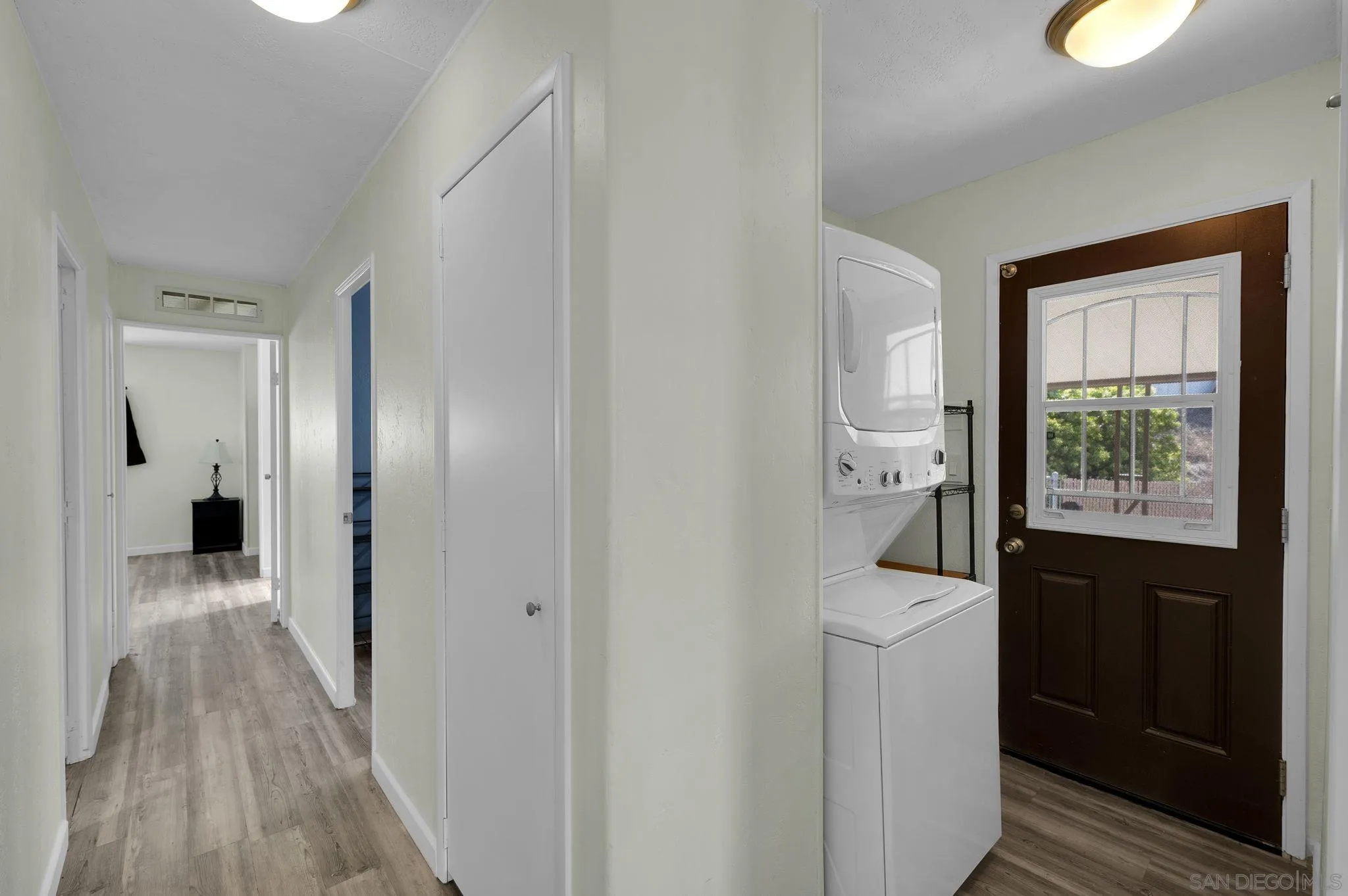 https://cdn.realtyfeed.com/cdn/127/260021736/6ee592ce6cd2470df1143c72c7f261a9.webp