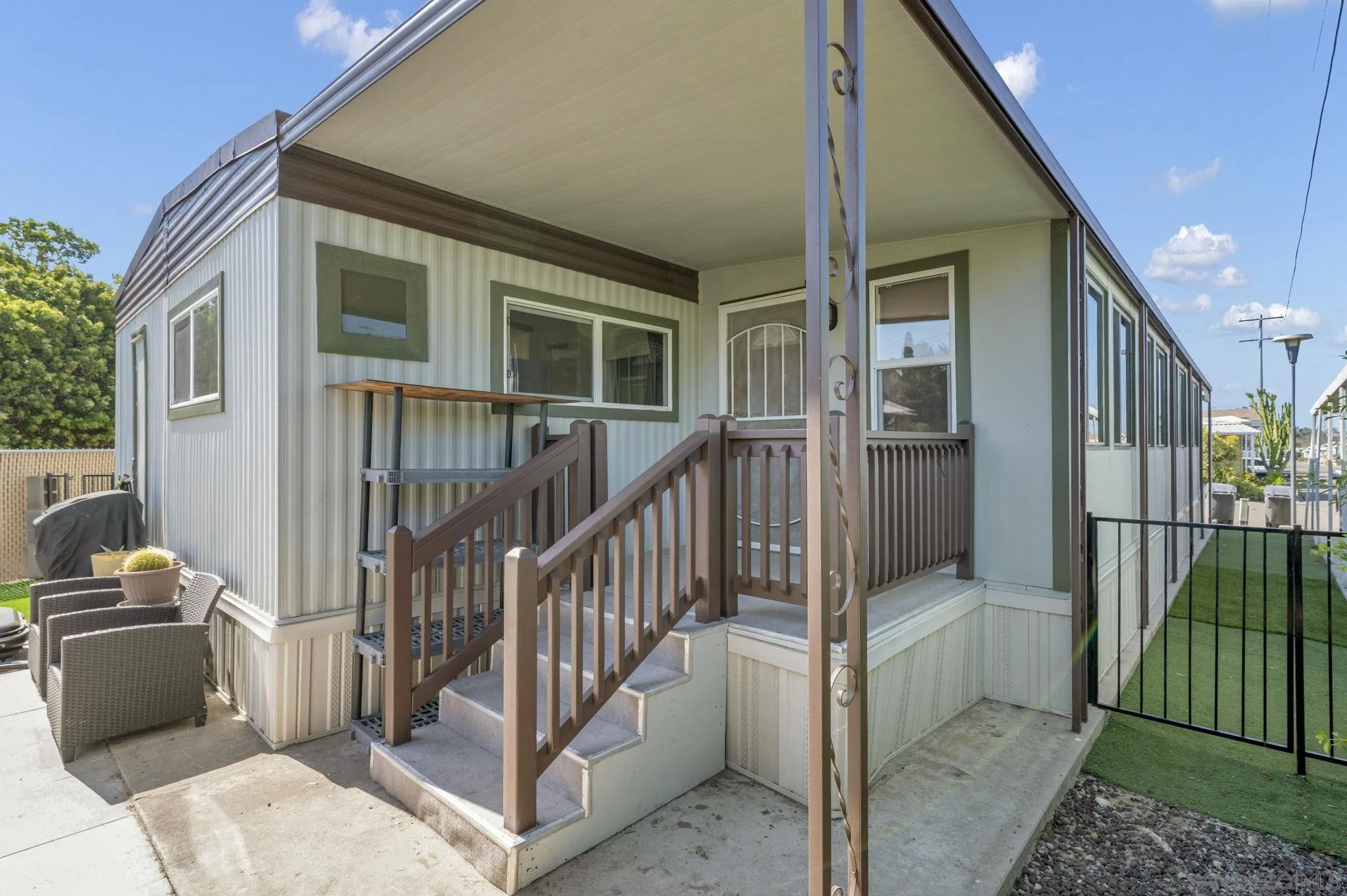 https://cdn.realtyfeed.com/cdn/127/260021736/ce017226f6231c0aa533ad3298103262.webp