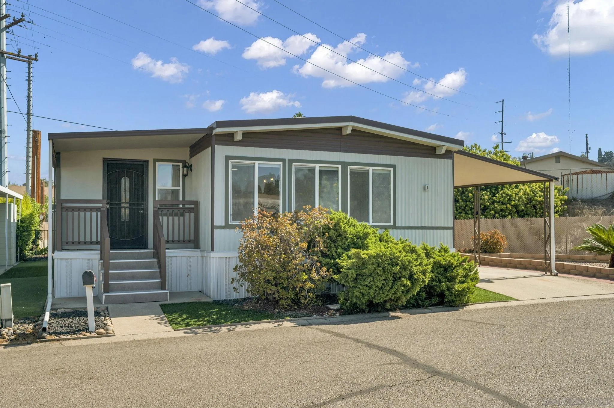 https://cdn.realtyfeed.com/cdn/127/260021736/da3a0019013f44f37e8bc44c8e3fff94.webp