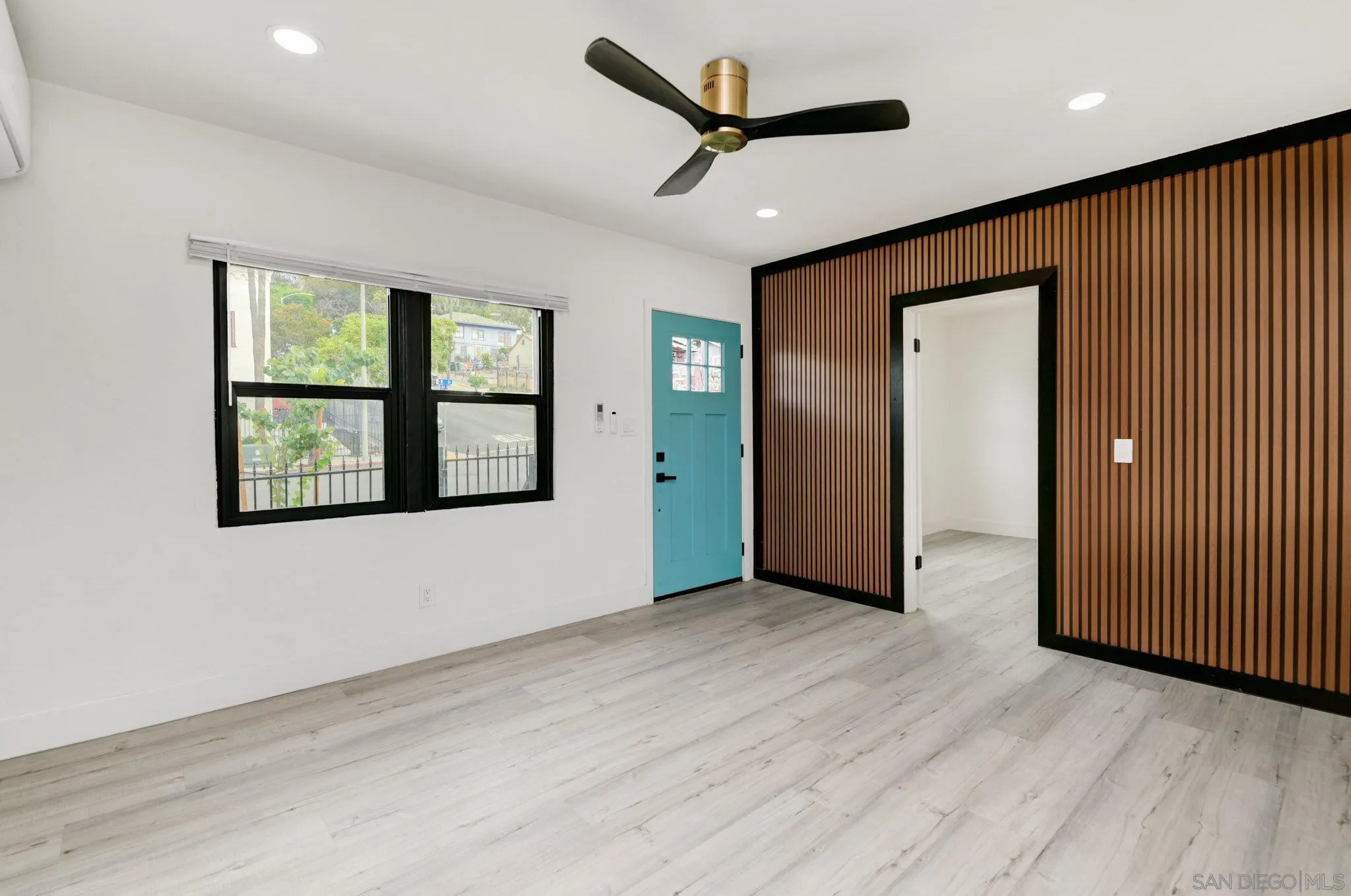 https://cdn.realtyfeed.com/cdn/127/260021739/648a8cfd11979f57197923019ec2e6c2.webp