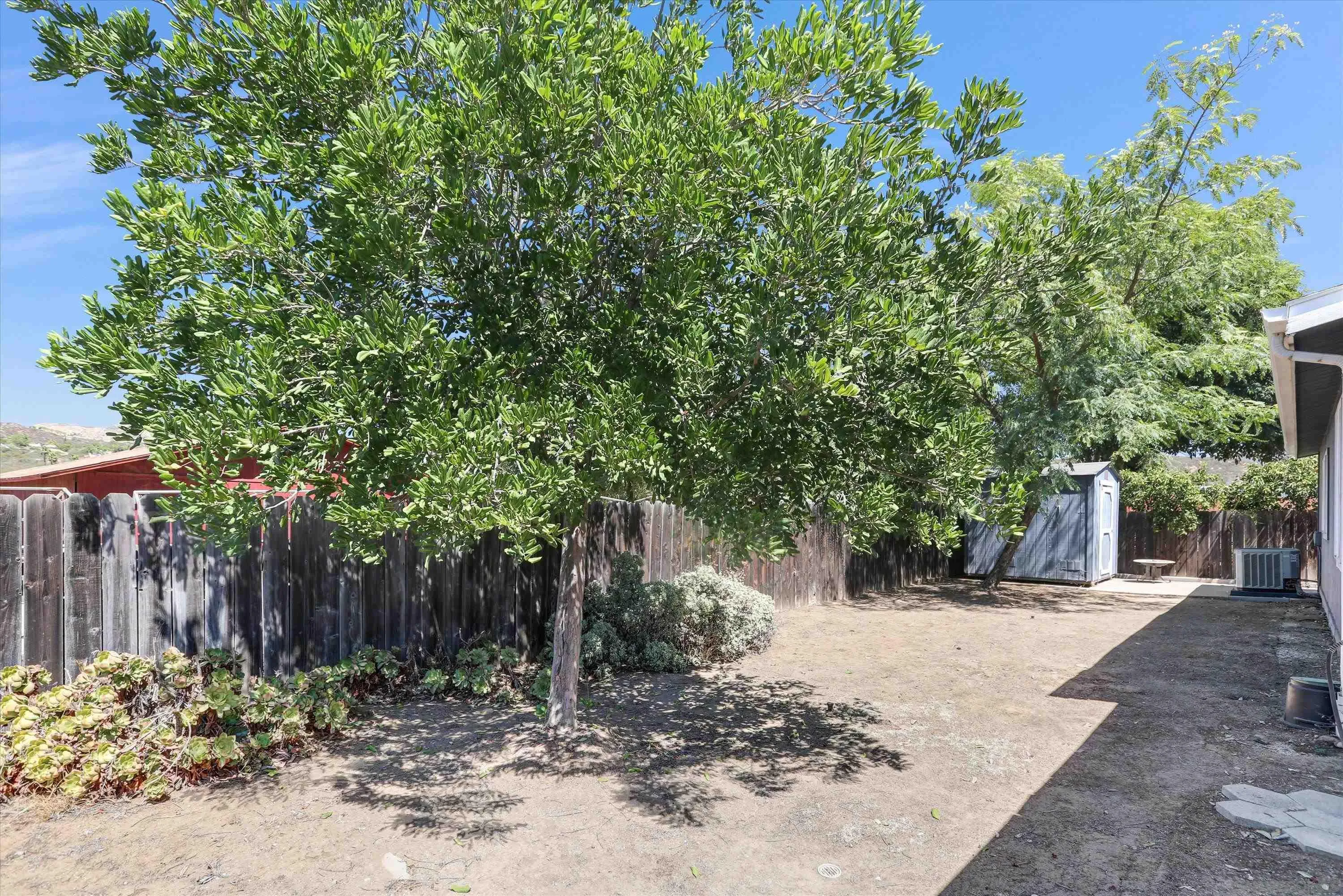 https://cdn.realtyfeed.com/cdn/127/260021740/a4f7864b2f42abcc7f686a048c737961.webp