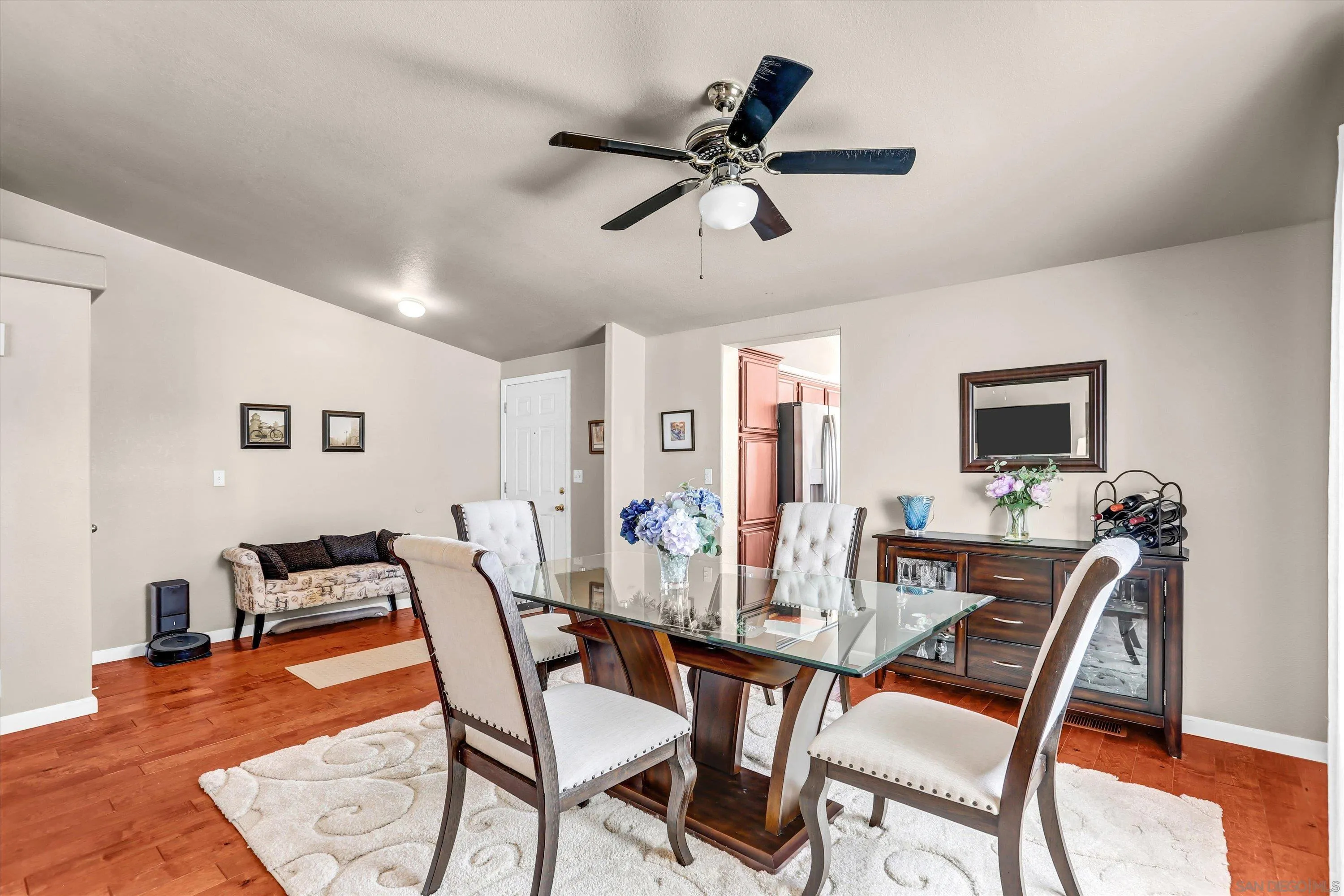 https://cdn.realtyfeed.com/cdn/127/260021740/b5674a7bd3d7a6567e551e785888aea6.webp
