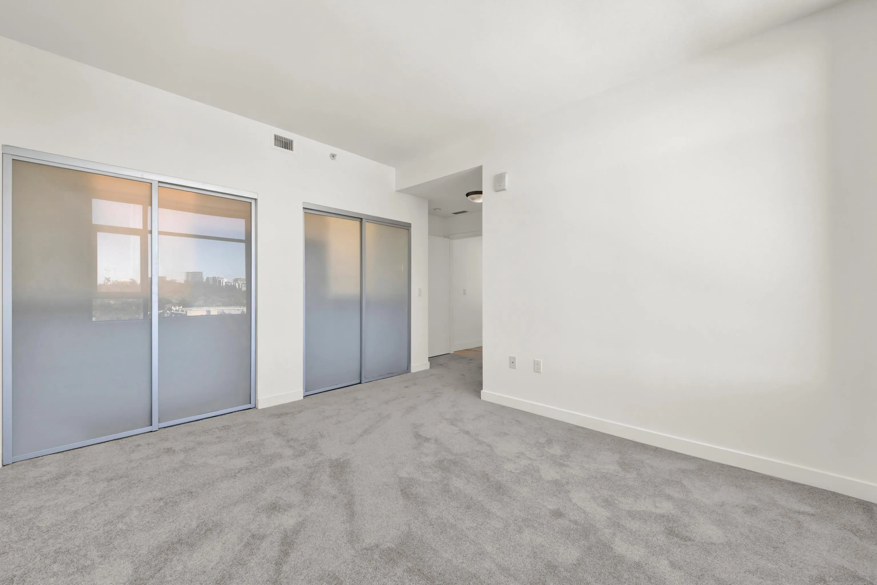 https://cdn.realtyfeed.com/cdn/127/260021746/0fb5dfc18d6876546dfe52ccedadb09a.webp