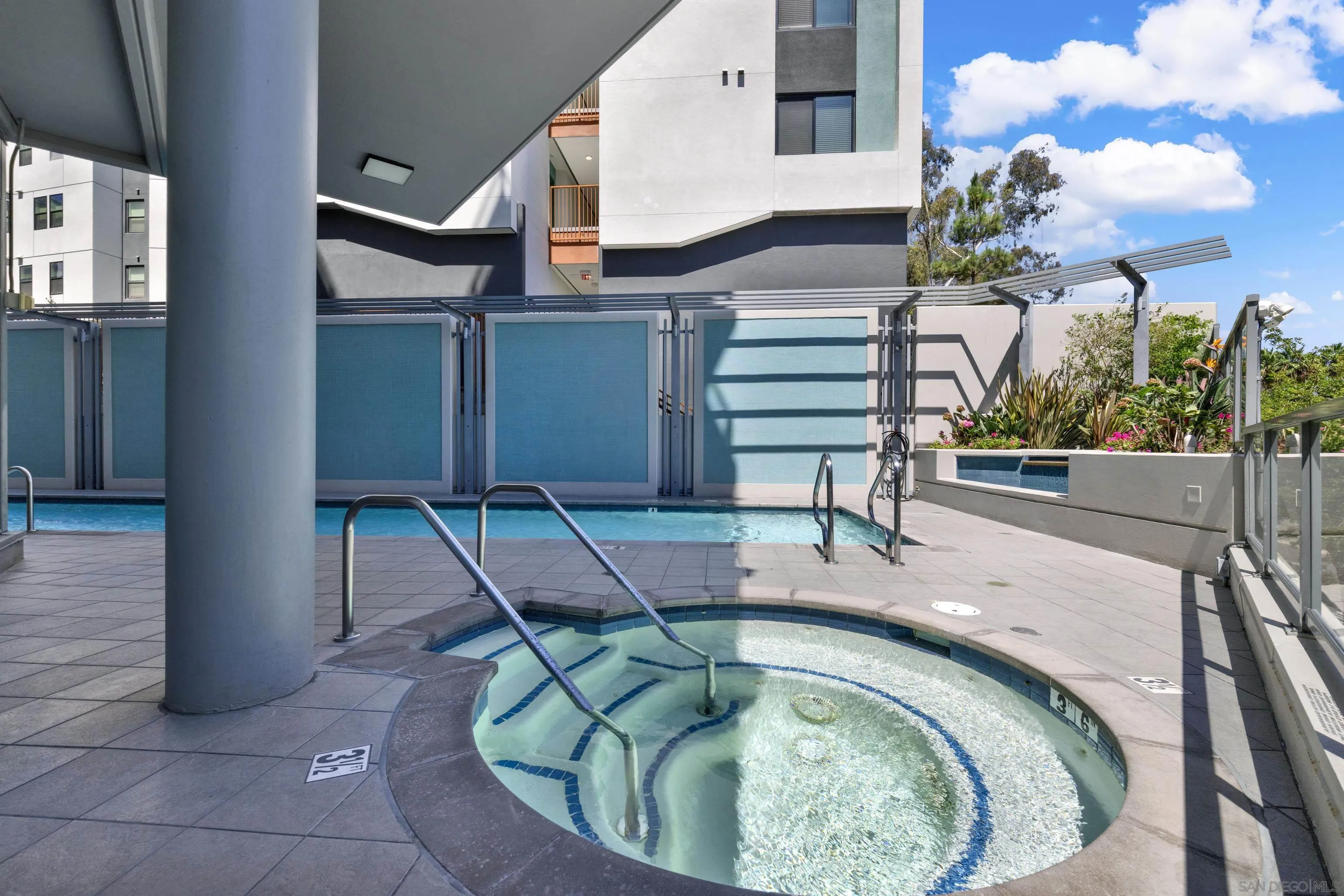 https://cdn.realtyfeed.com/cdn/127/260021746/1805580186364930864a416c72571800.webp