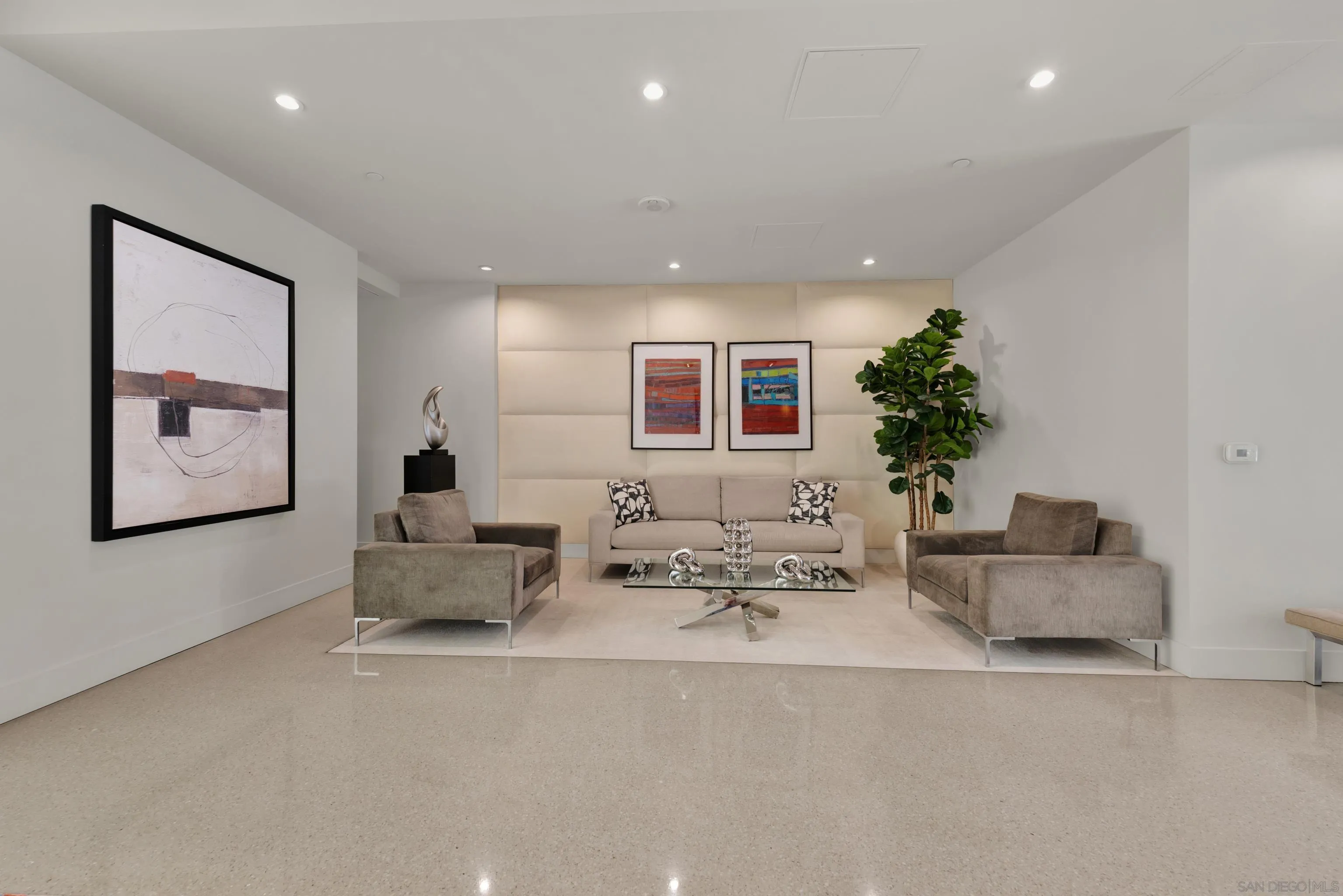 https://cdn.realtyfeed.com/cdn/127/260021746/380c786445640e06aa8d6aa74d46843f.webp