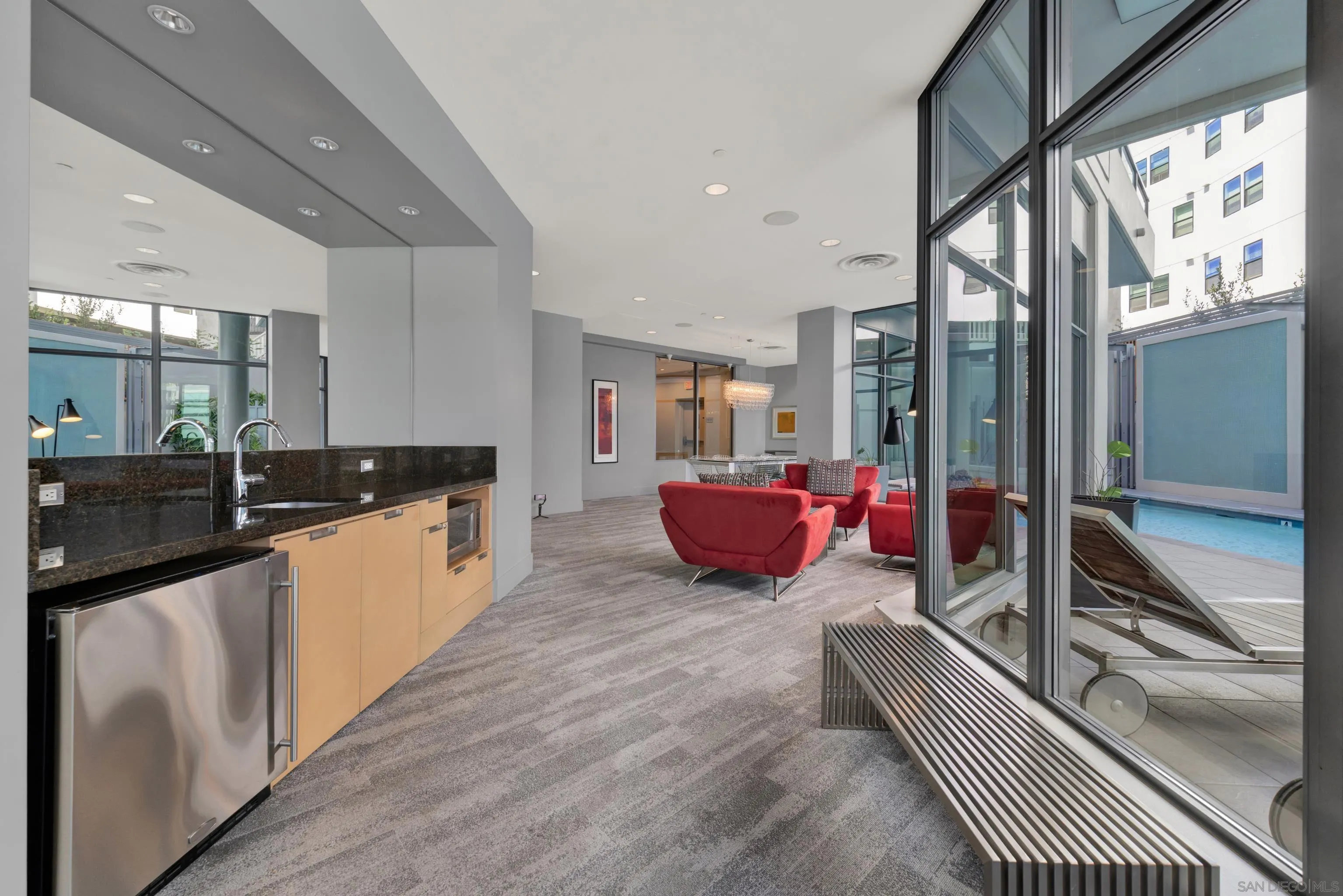 https://cdn.realtyfeed.com/cdn/127/260021746/4118d1ea49d3696fcb4fa020bab11176.webp
