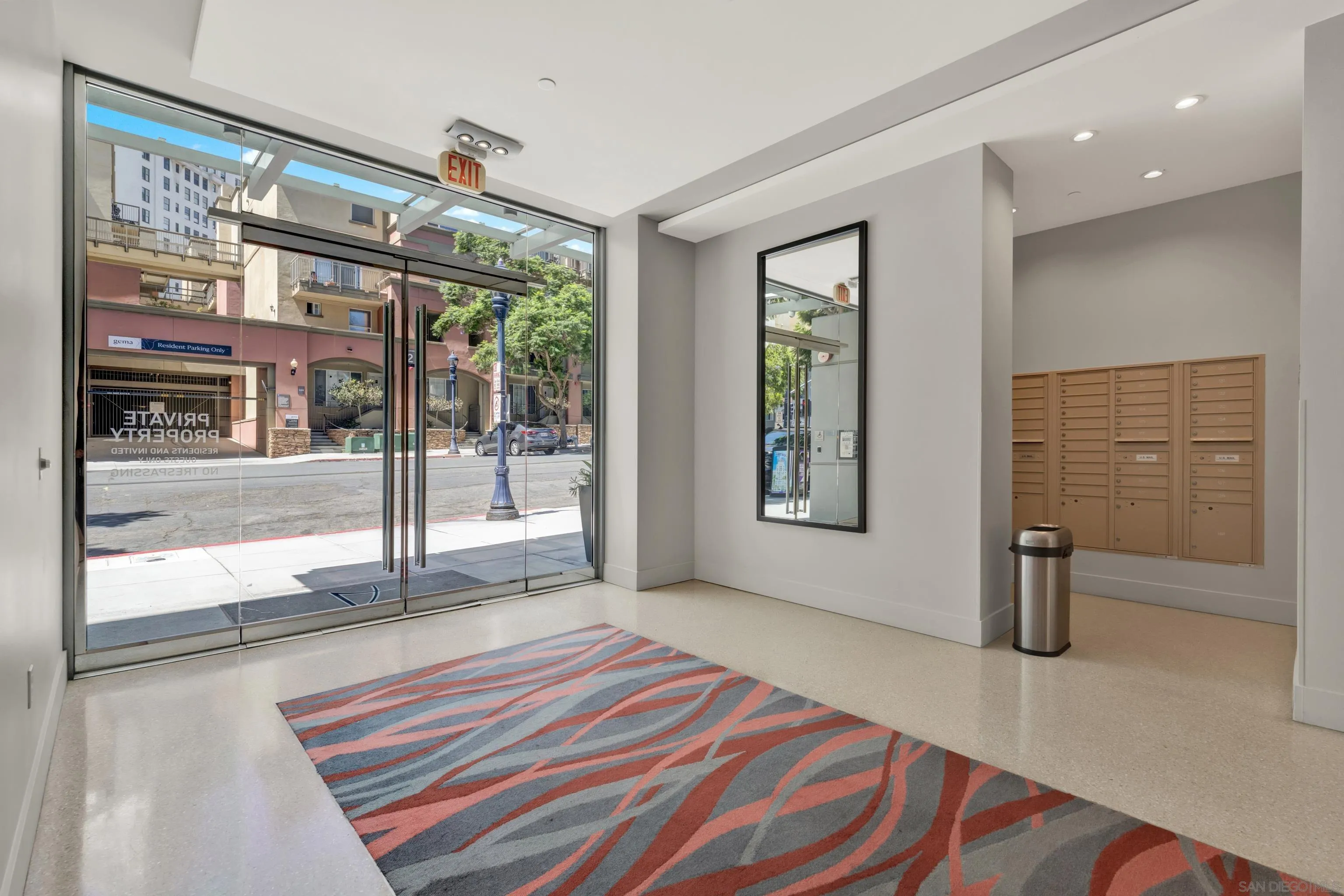 https://cdn.realtyfeed.com/cdn/127/260021746/4f6fc10b251d496d46d516bc04960e3d.webp