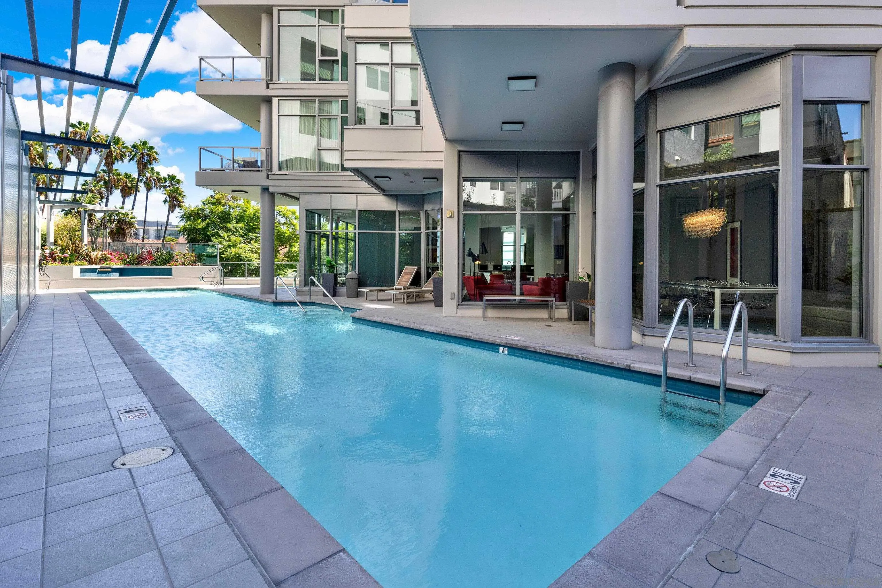 https://cdn.realtyfeed.com/cdn/127/260021746/5b7fa4fdb555d2ea05281671c512df21.webp