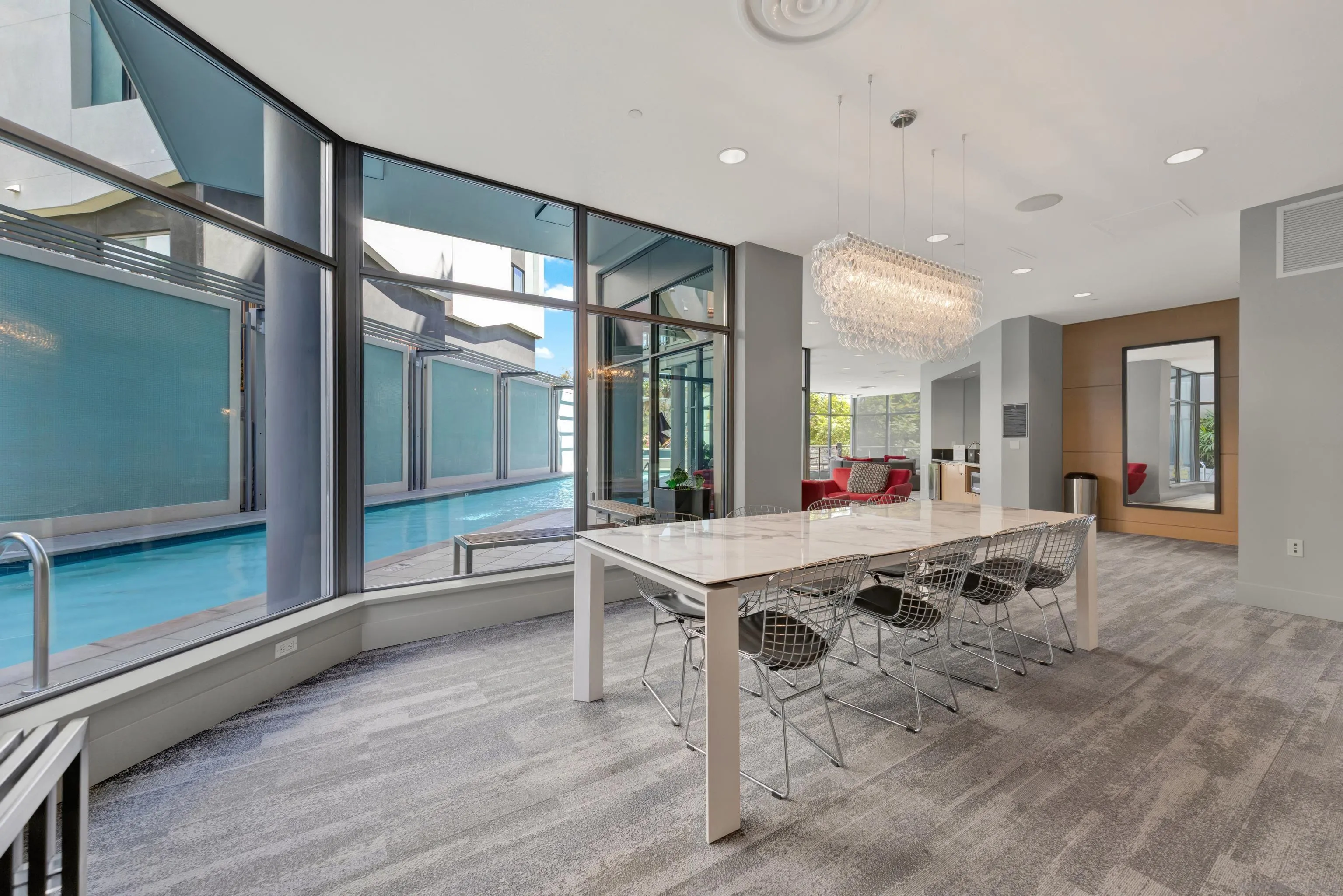 https://cdn.realtyfeed.com/cdn/127/260021746/905e2515faf808d705f463a4fd25da59.webp