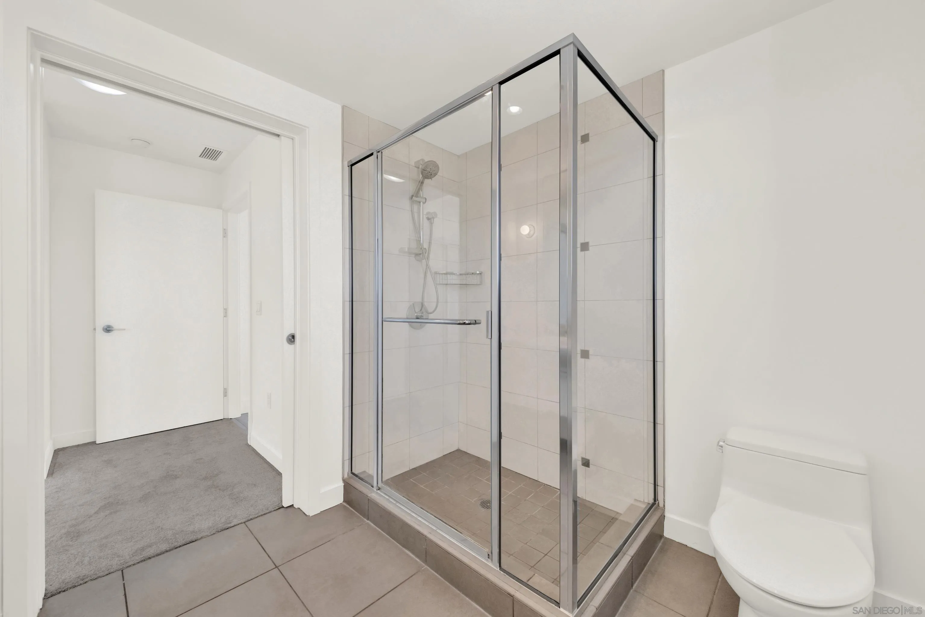 https://cdn.realtyfeed.com/cdn/127/260021746/93b2b873c6f11af2c26d3ef3eac91008.webp