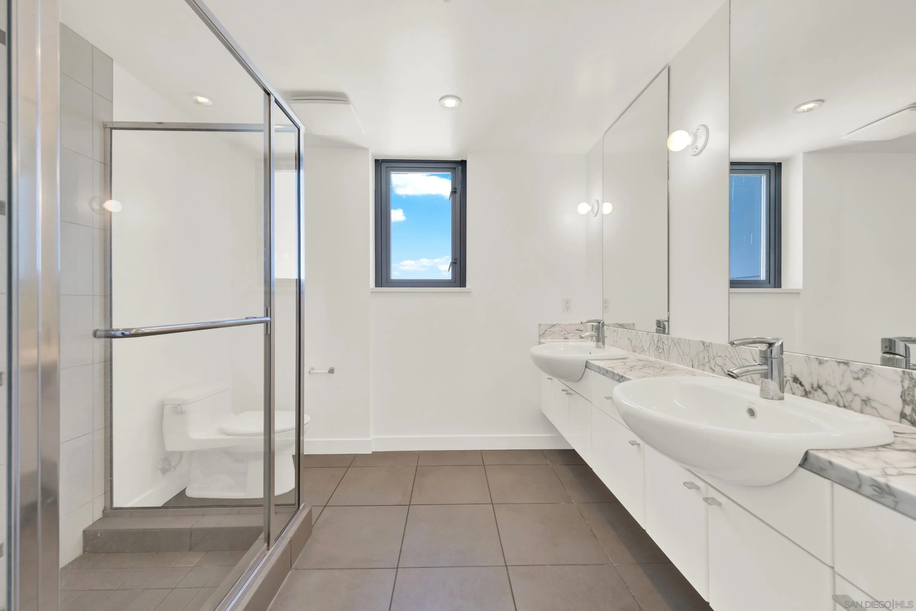 https://cdn.realtyfeed.com/cdn/127/260021746/a239b111cdb2abc2368646a52e47fc4e.webp