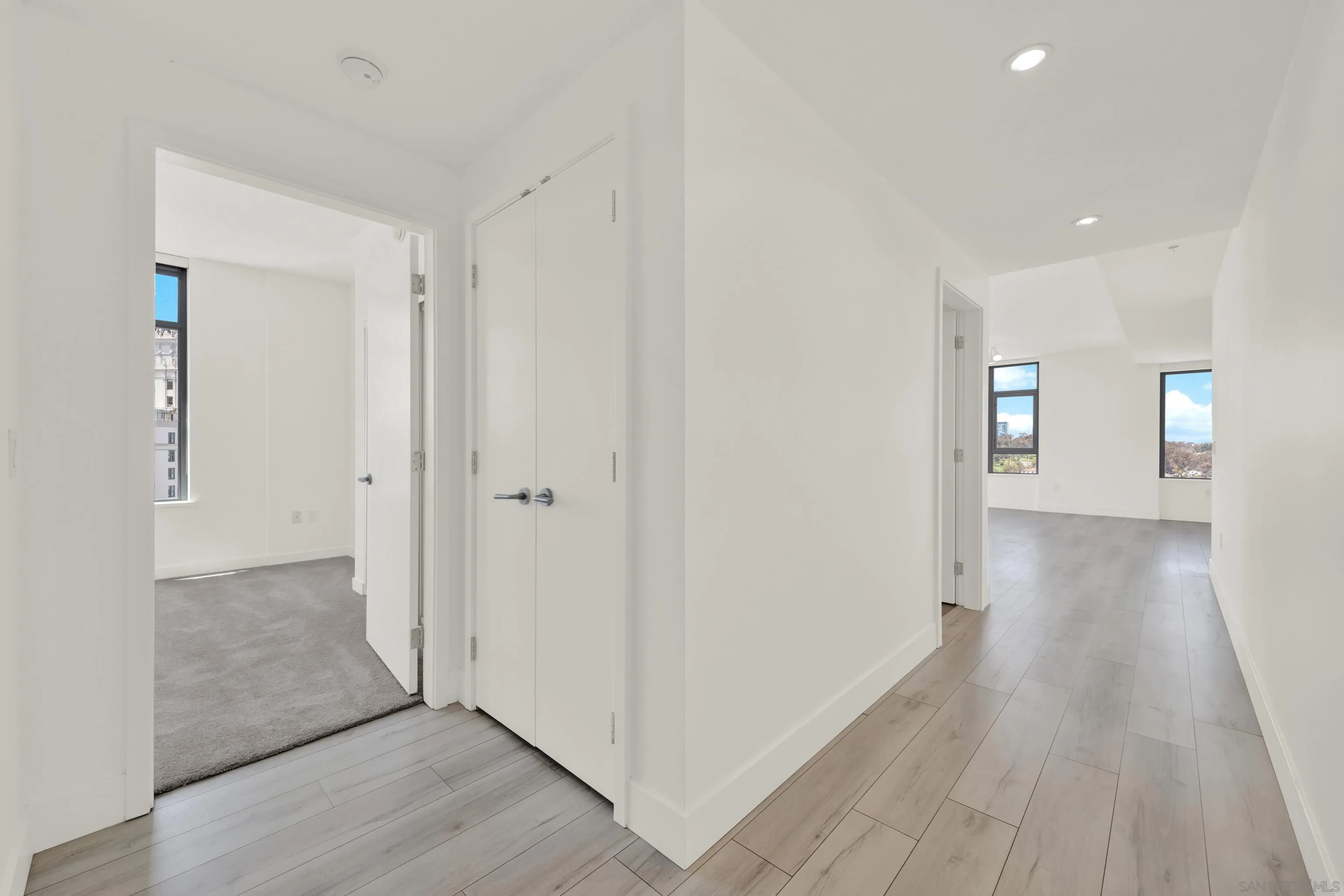 https://cdn.realtyfeed.com/cdn/127/260021746/a3d3098370d5d39fd10ab45e54c402ee.webp
