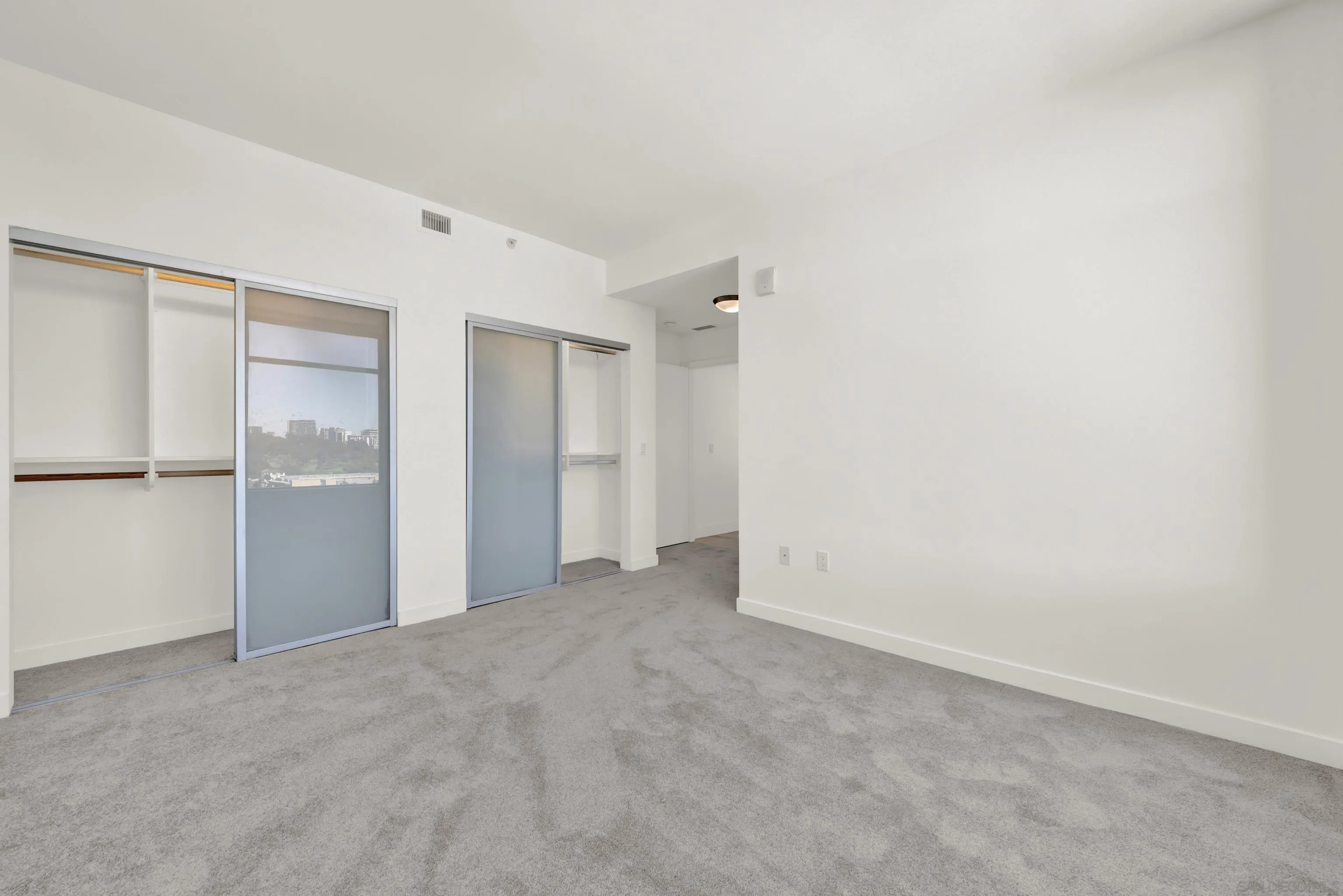 https://cdn.realtyfeed.com/cdn/127/260021746/fe2e50e32668636645219c48782b8a82.webp