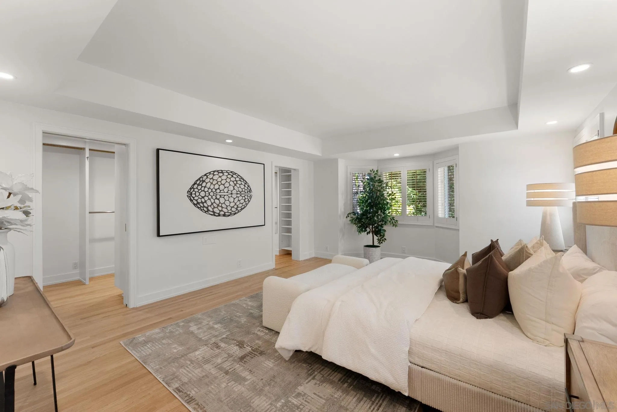 https://cdn.realtyfeed.com/cdn/127/260021747/ceb7f54bdbb8cf2abb2b41c41e99f39a.webp