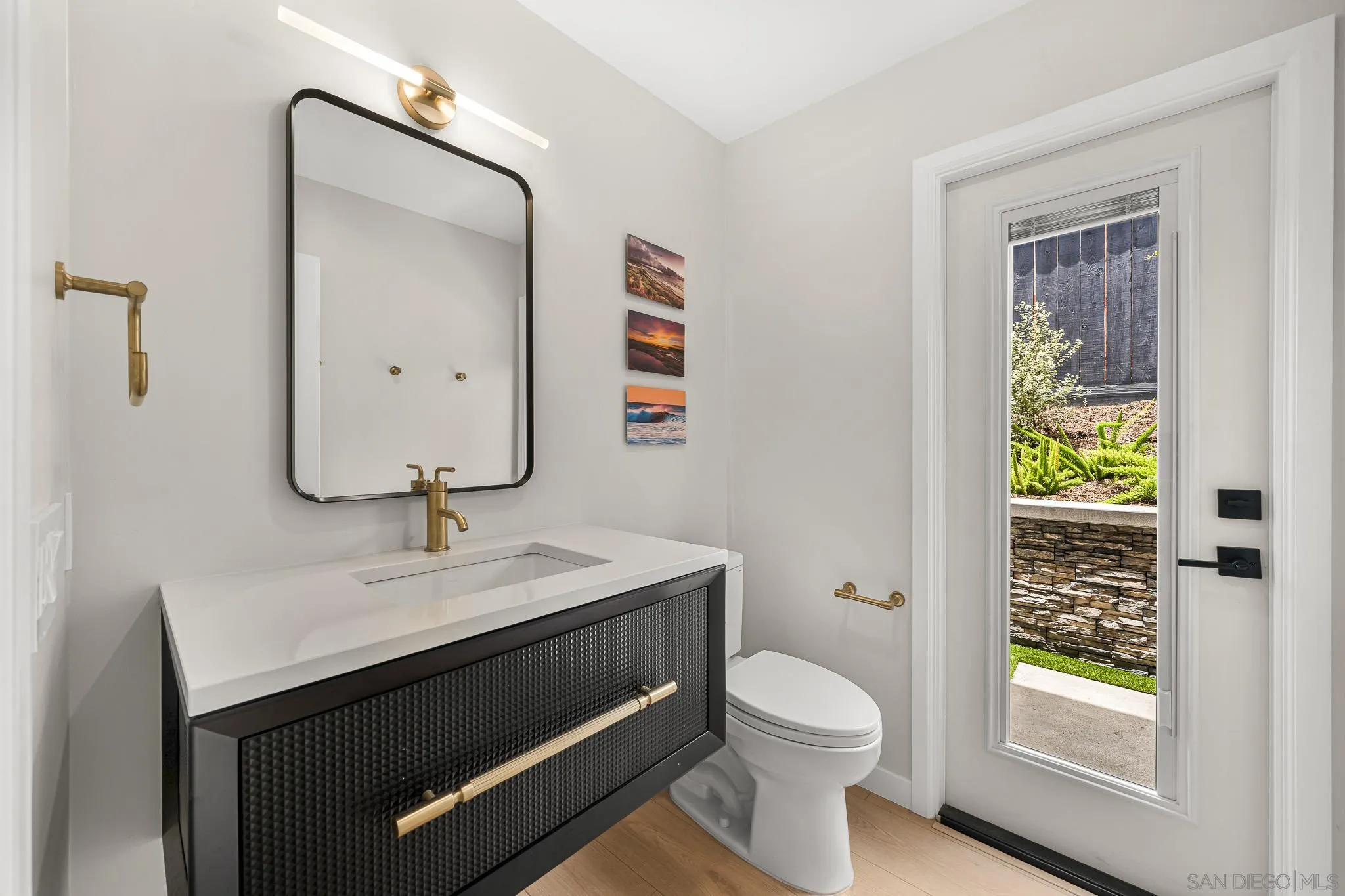 https://cdn.realtyfeed.com/cdn/127/260021748/838fd3622cc79e5fdd1ece70b2484ed1.webp