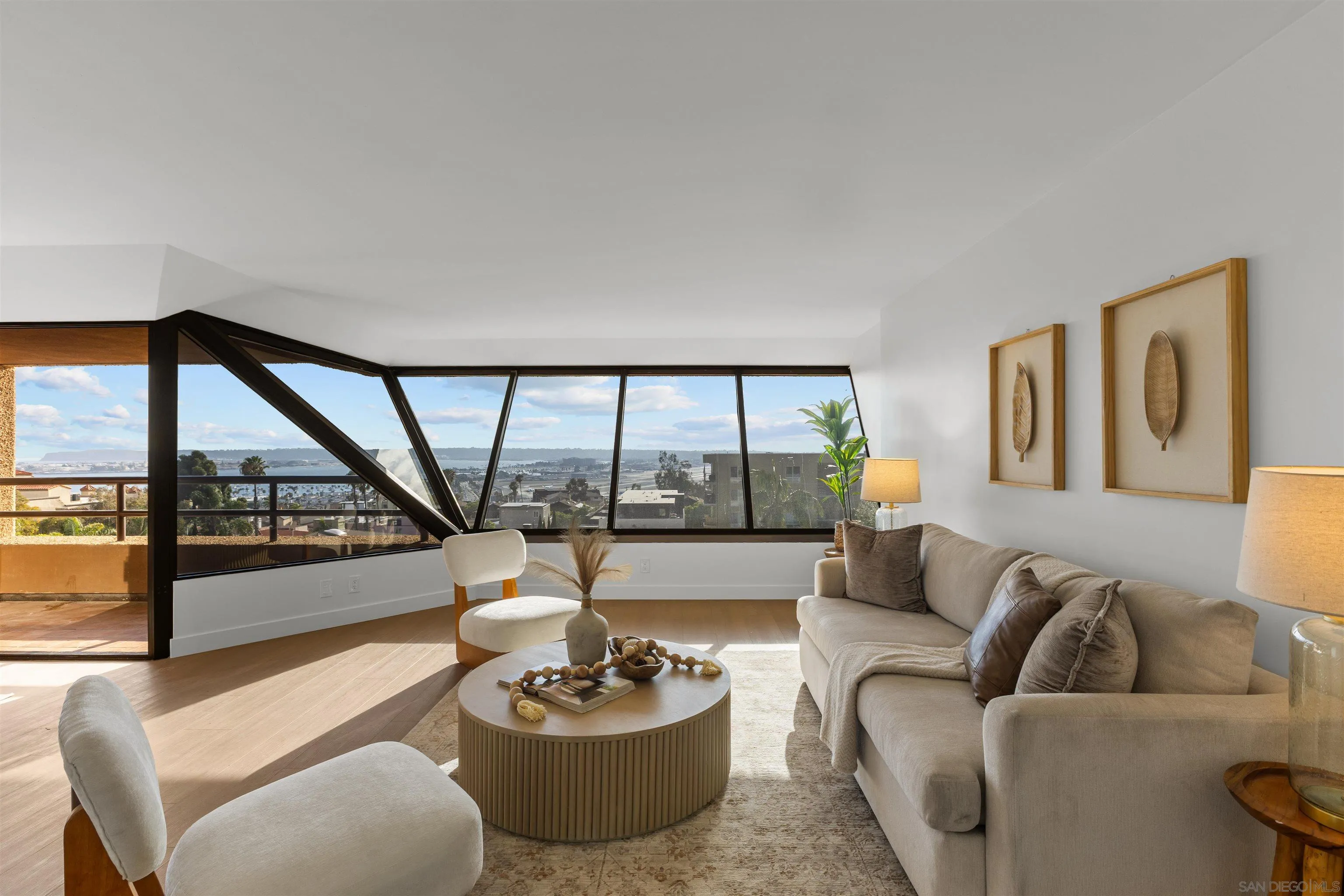 https://cdn.realtyfeed.com/cdn/127/260021750/80693c826631301daf8547810a420337.webp