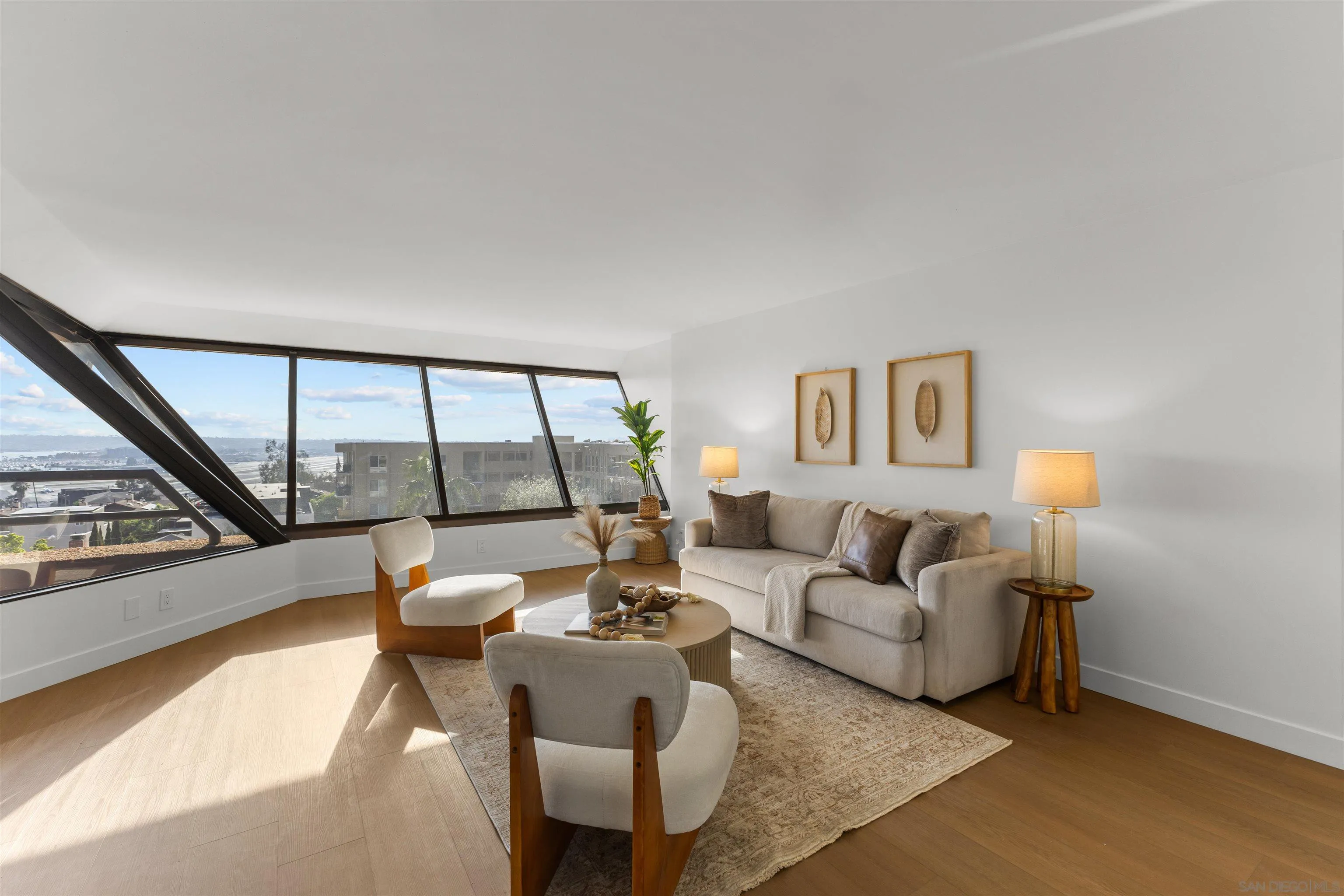 https://cdn.realtyfeed.com/cdn/127/260021750/86755e4645436183d2d7bcd0cd032838.webp