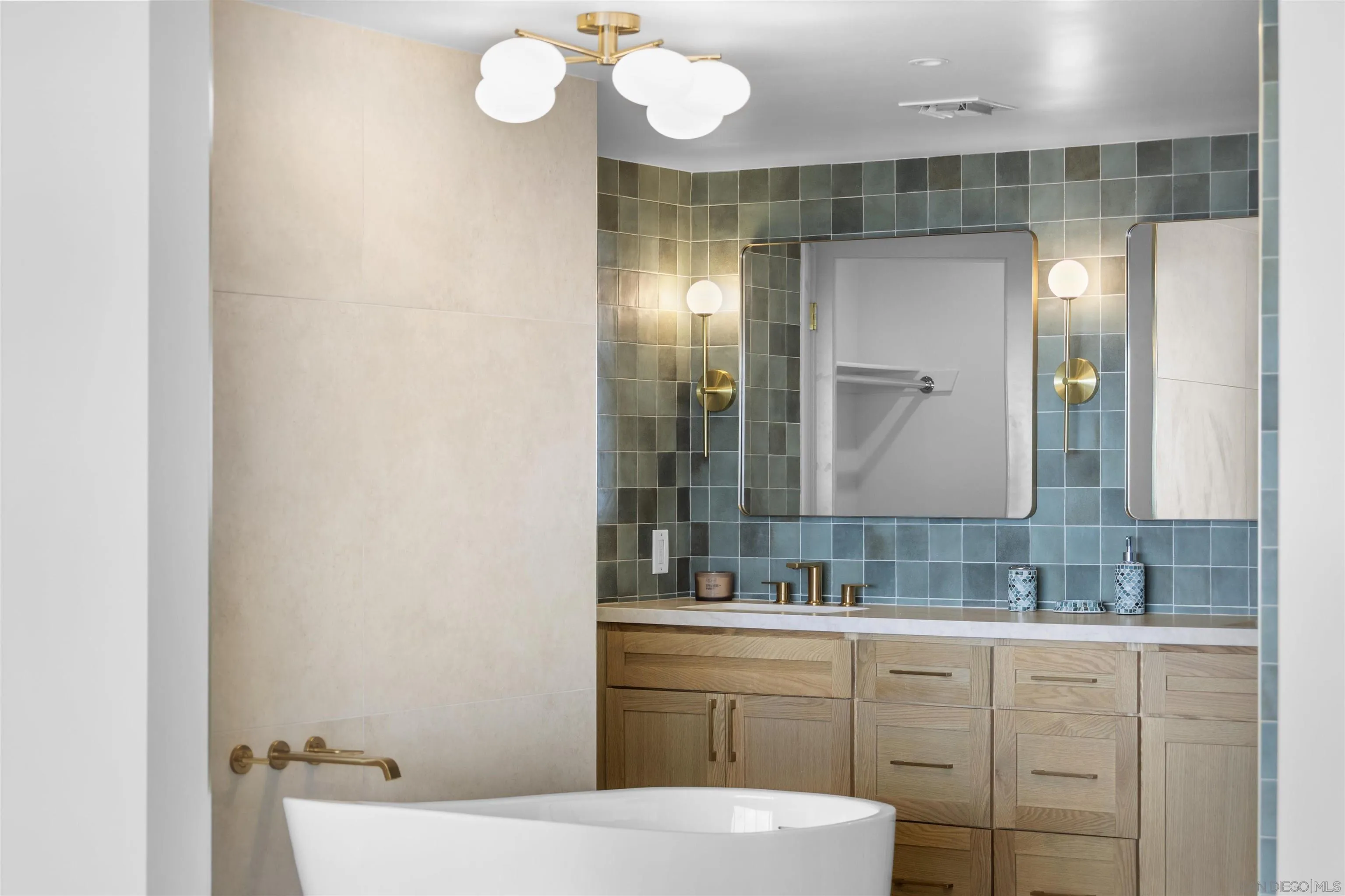 https://cdn.realtyfeed.com/cdn/127/260021750/e1309fdbf0828173b9e37c57f85066bf.webp