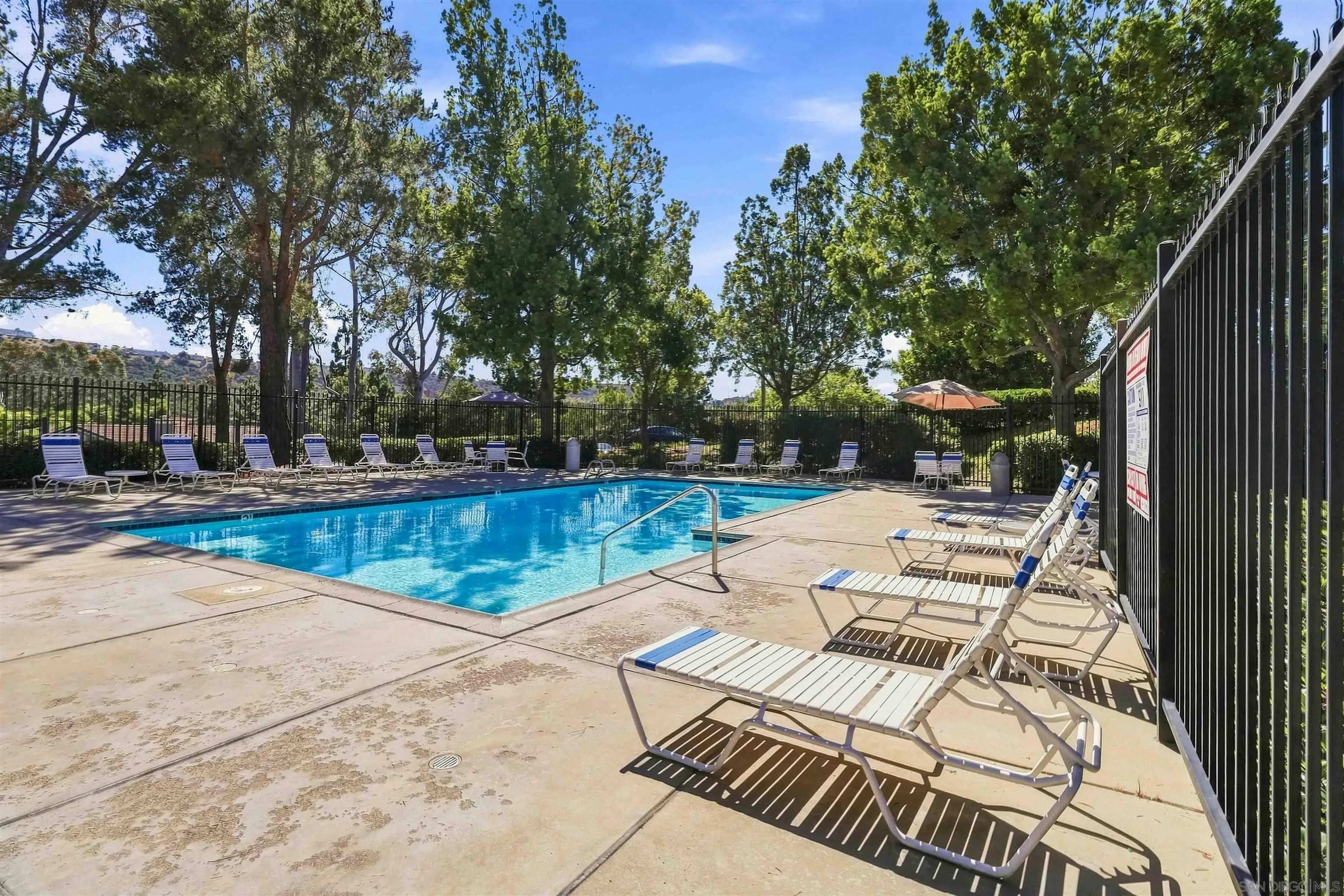 https://cdn.realtyfeed.com/cdn/127/260021752/8c20007a61787709265d658143ceff46.webp