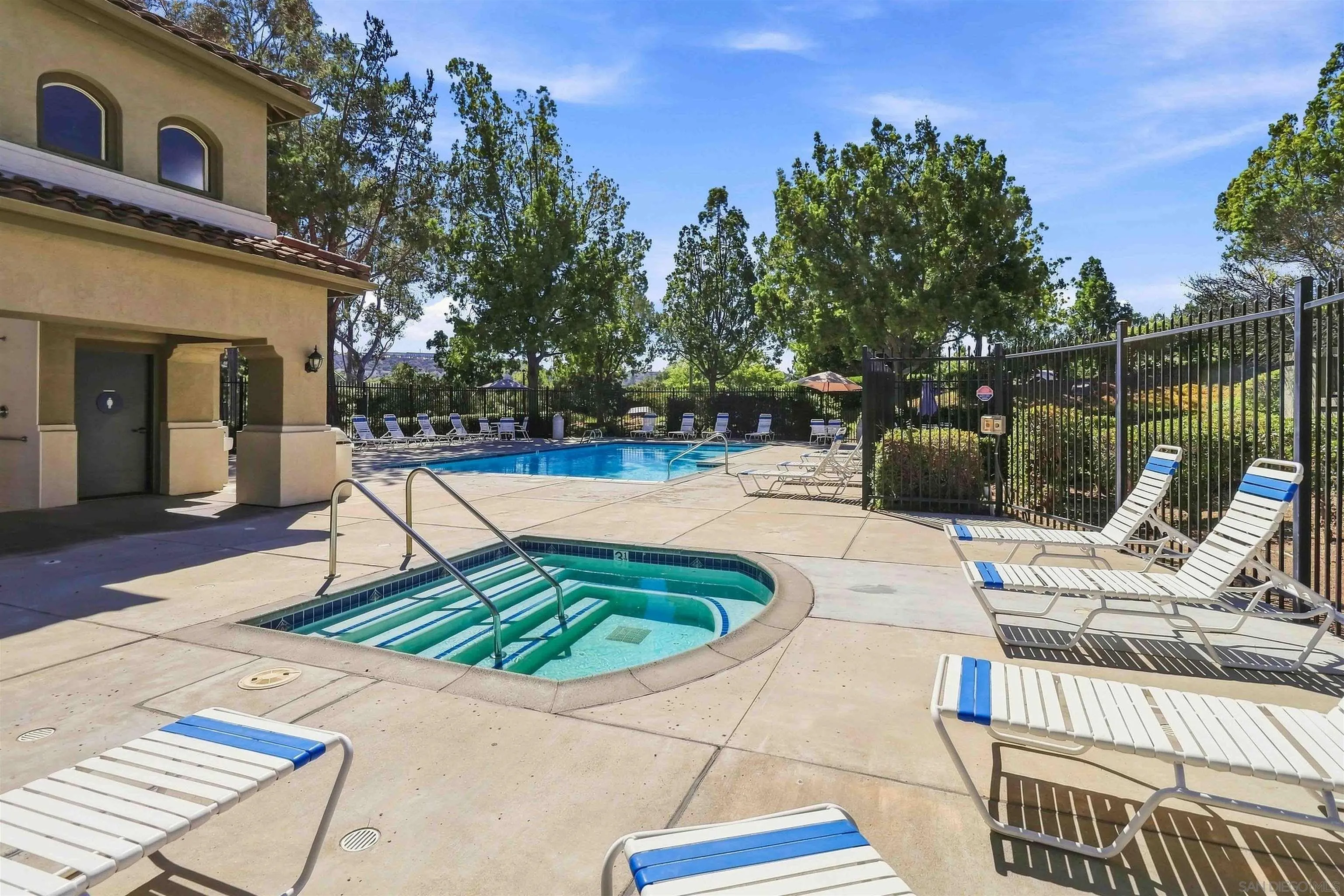 https://cdn.realtyfeed.com/cdn/127/260021752/ac57da02c9e62f630ac8de7f07142495.webp