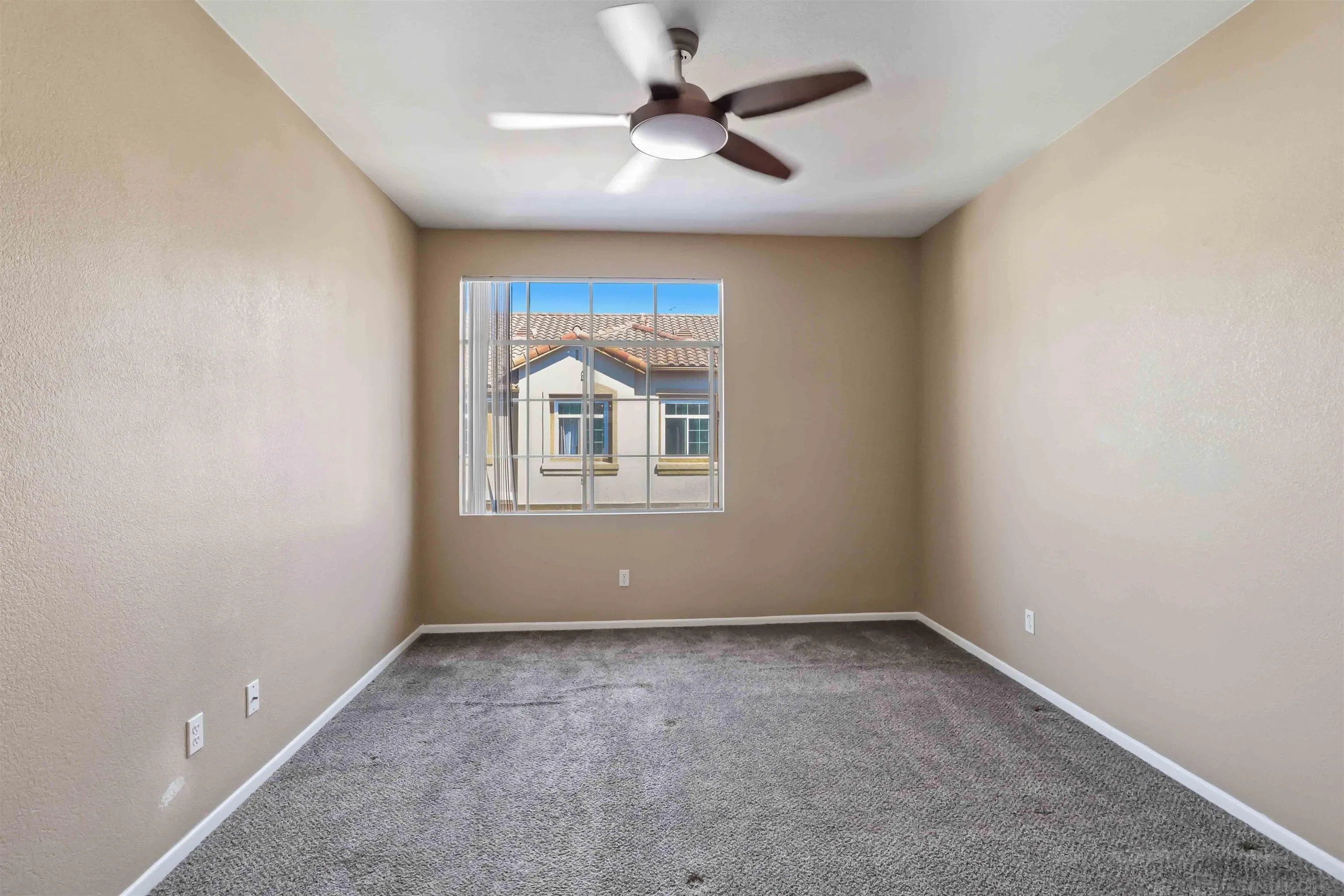 https://cdn.realtyfeed.com/cdn/127/260021752/c9b5007d226683d4e3311632ad0baacb.webp