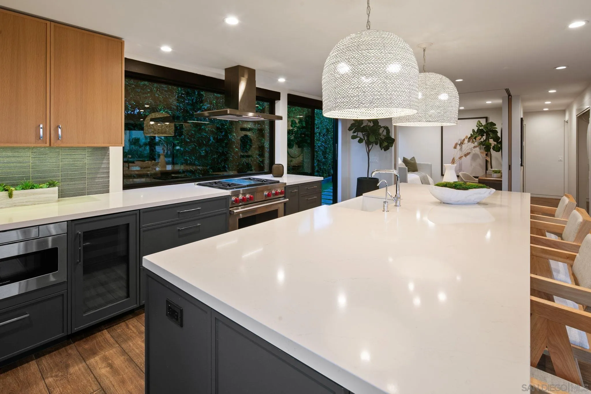 https://cdn.realtyfeed.com/cdn/127/260021755/9aabae5cbde5c7241c3f75af1ff3afd2.webp