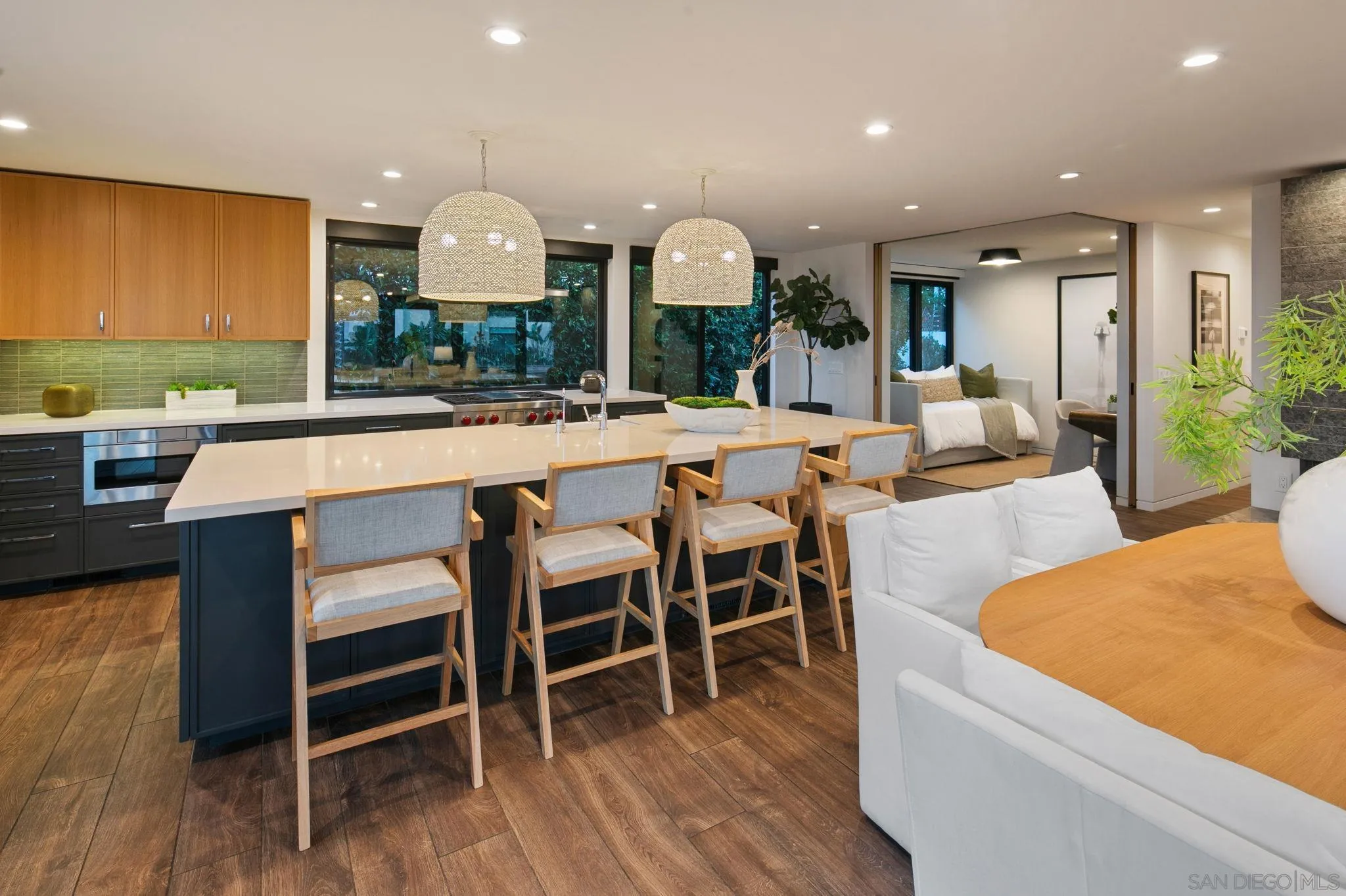 https://cdn.realtyfeed.com/cdn/127/260021755/a1a5046e04e45a12edb02fb954de712c.webp
