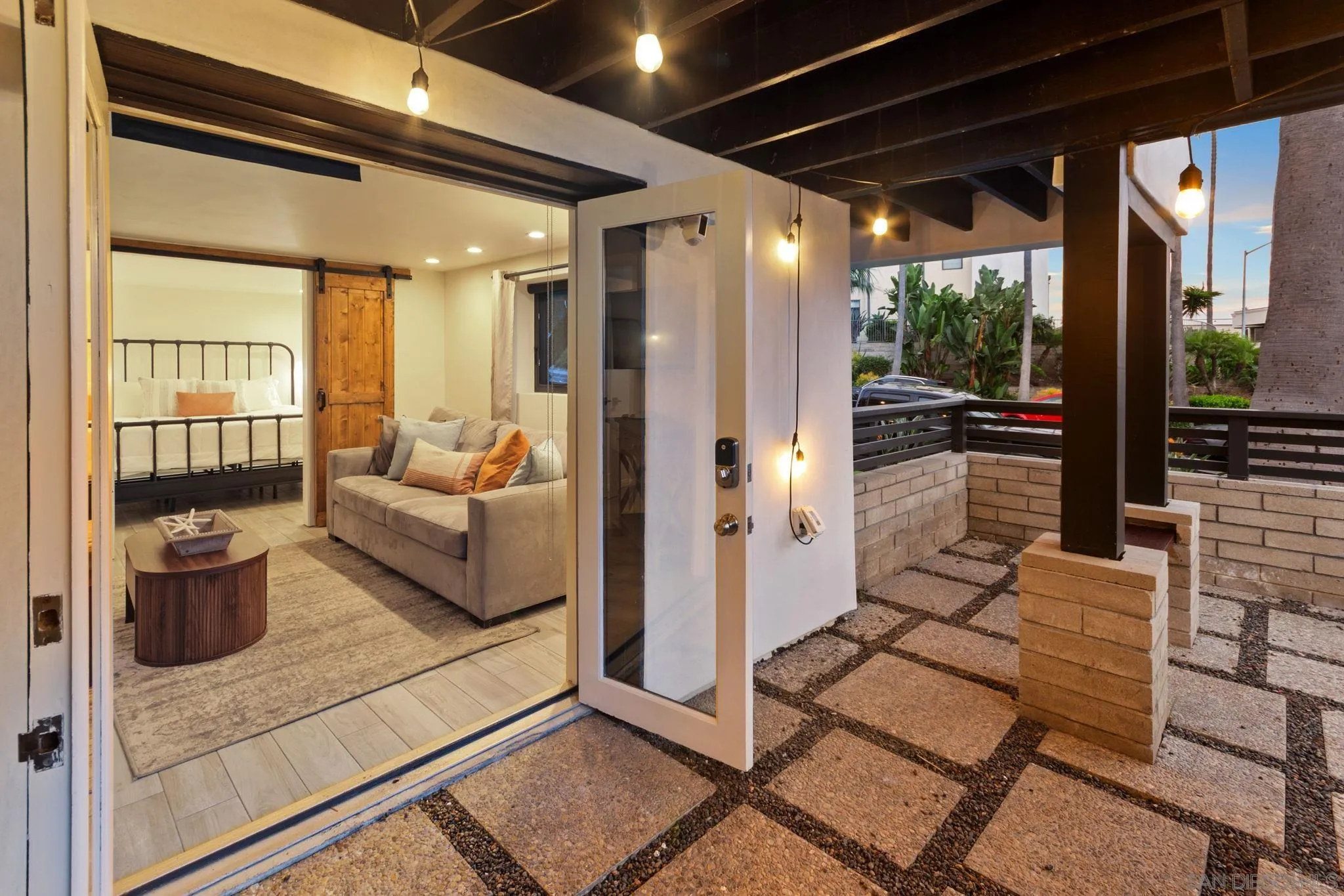 https://cdn.realtyfeed.com/cdn/127/260021755/b4a9f2ba205c2cf0cf0584b55c1ae979.webp