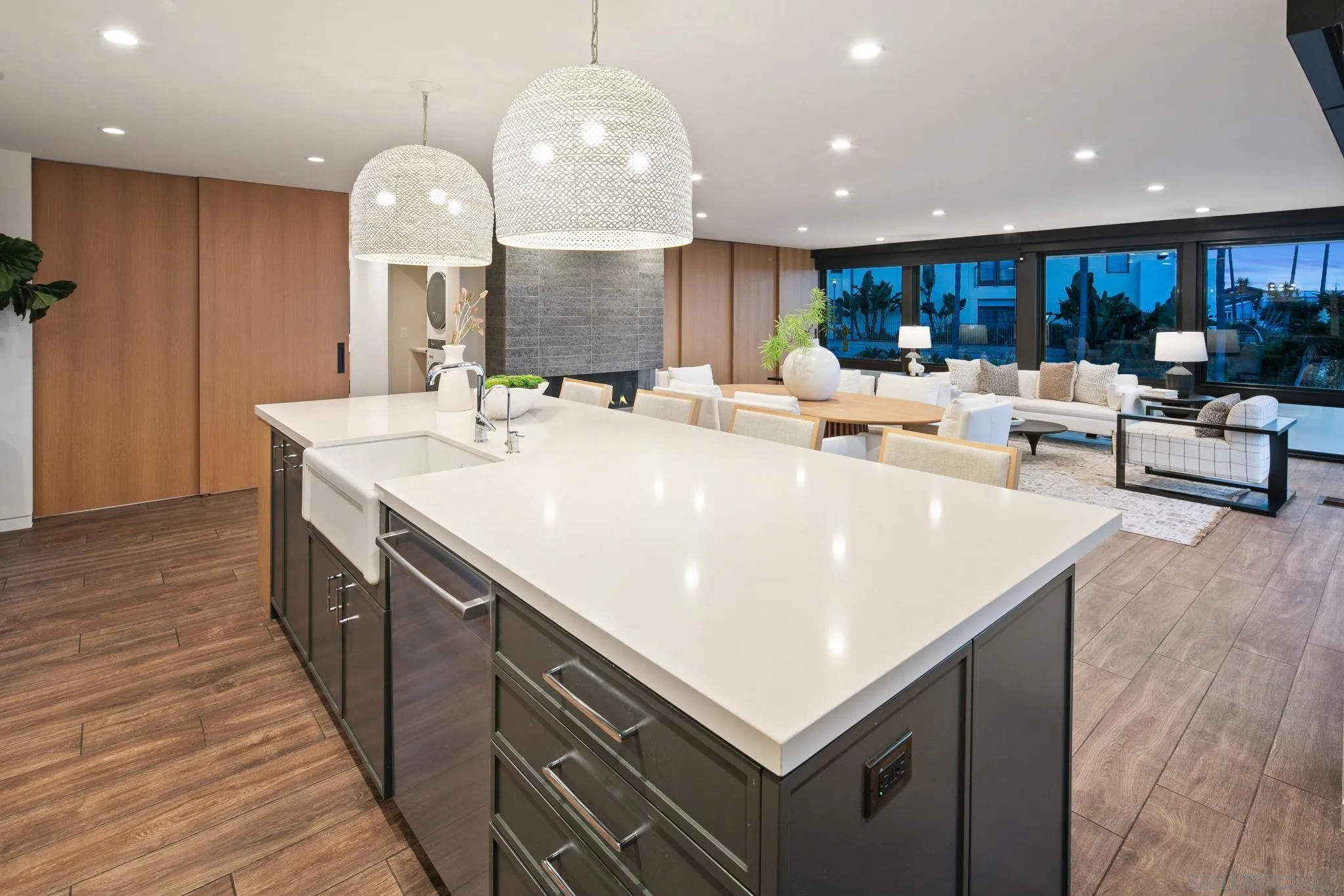 https://cdn.realtyfeed.com/cdn/127/260021755/e2d20fb7d77c7d8cdcd16039c0a8ac1b.webp