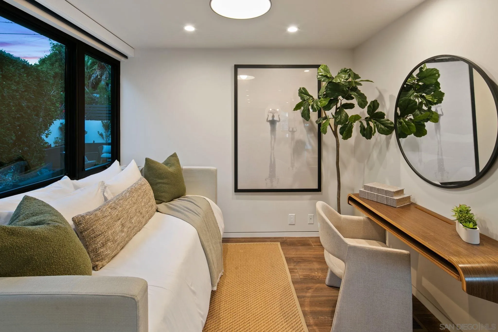 https://cdn.realtyfeed.com/cdn/127/260021755/ff6df42fcc8c630ecbe655d4a06fa7a8.webp