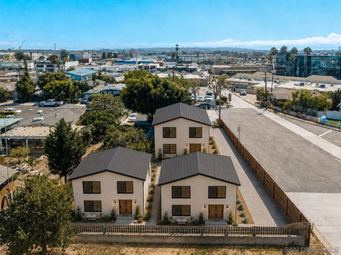https://cdn.realtyfeed.com/cdn/127/260021756/7481c2210c5e33173b6e50967b6fef2a.webp
