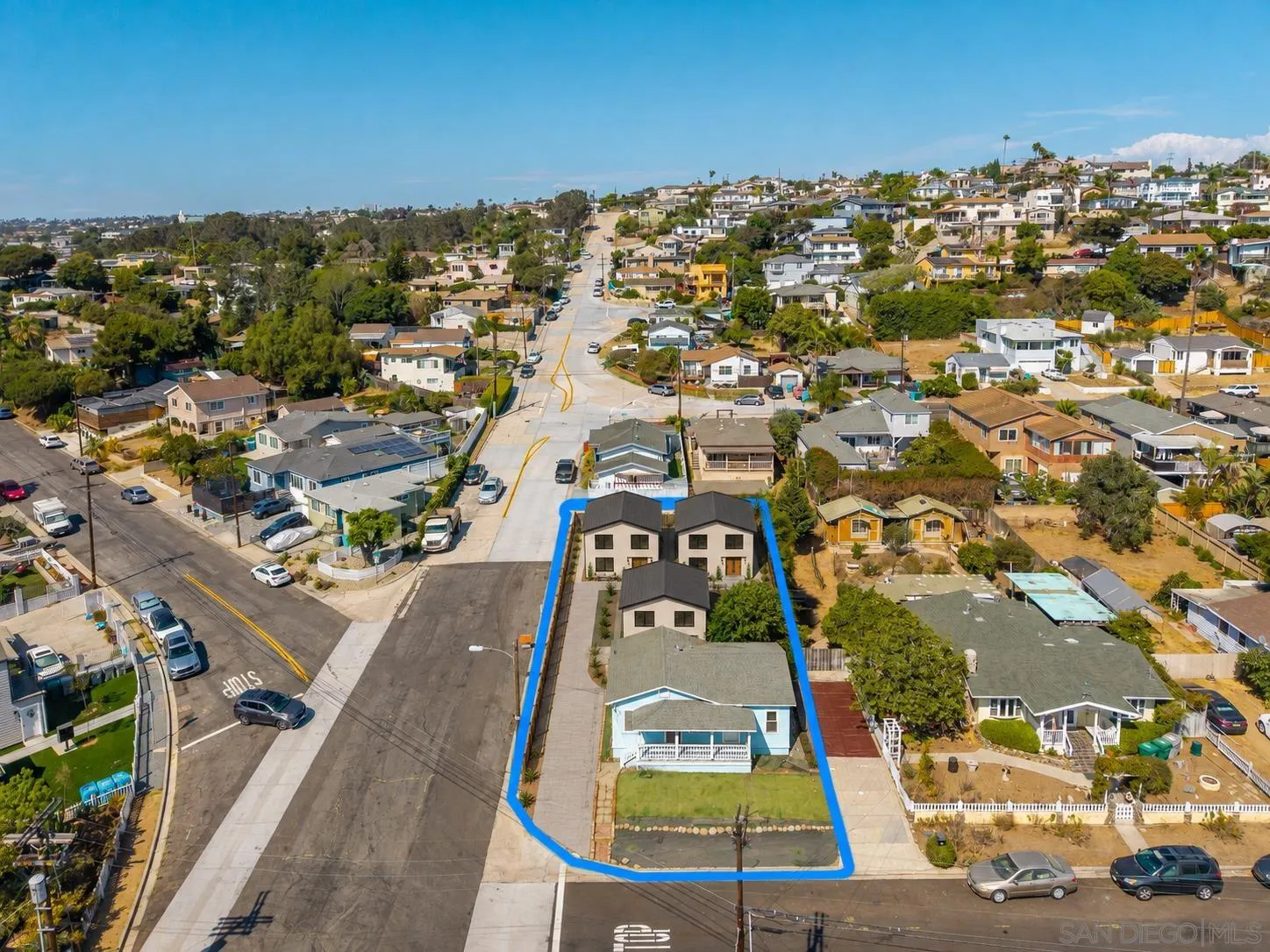 https://cdn.realtyfeed.com/cdn/127/260021756/debc5f6b0f53170c25c65a25838bf5ad.webp