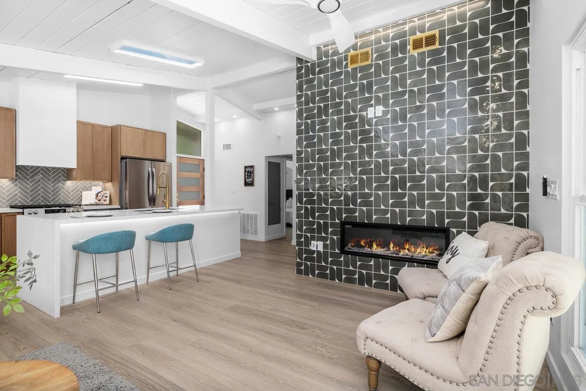 https://cdn.realtyfeed.com/cdn/127/260021761/2d1620a74444a6fbf6d9fa2ce884c4f9.webp